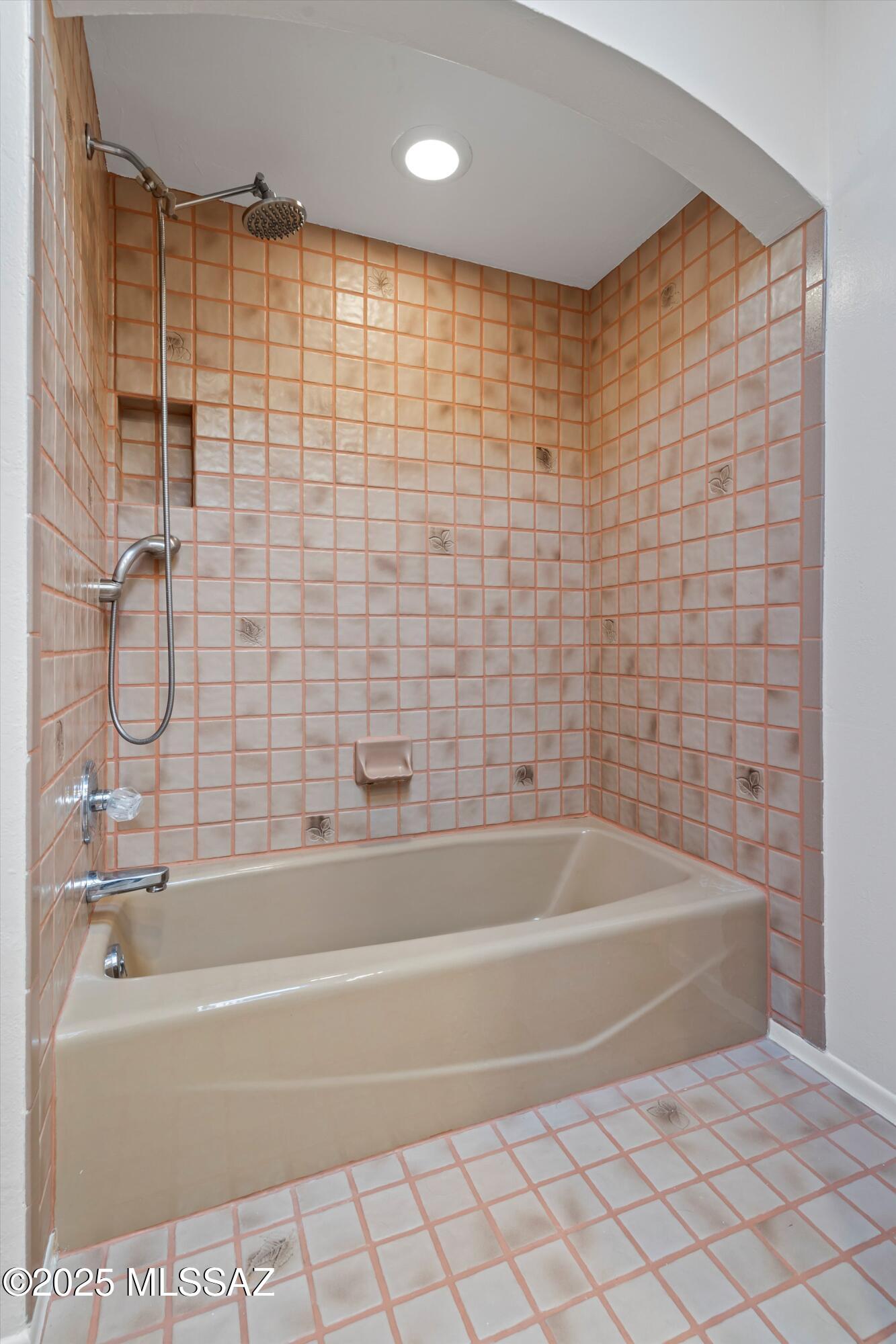 Country Club Vista (1-74) - Residential