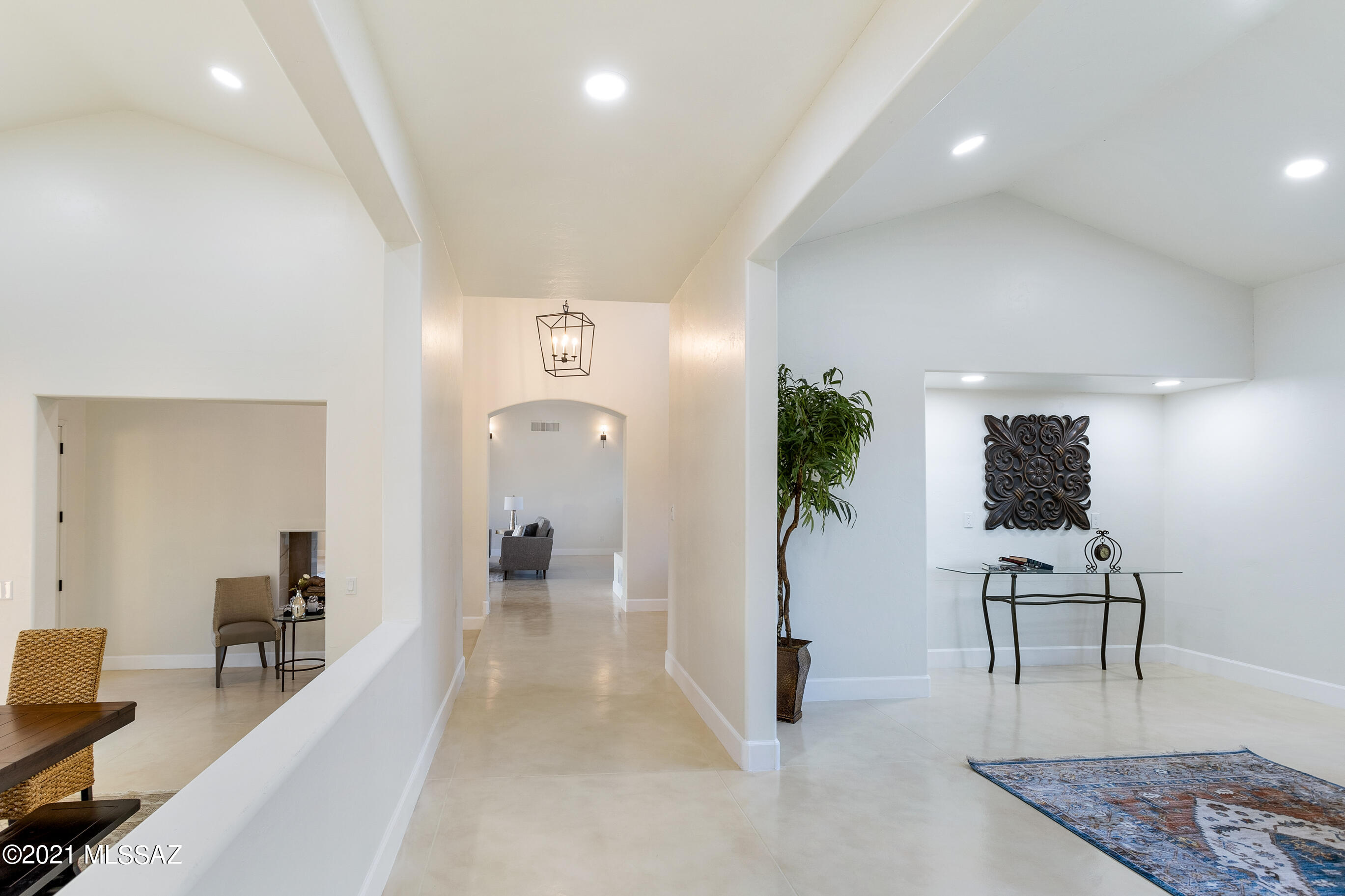 Finisterra (1-210) - Residential