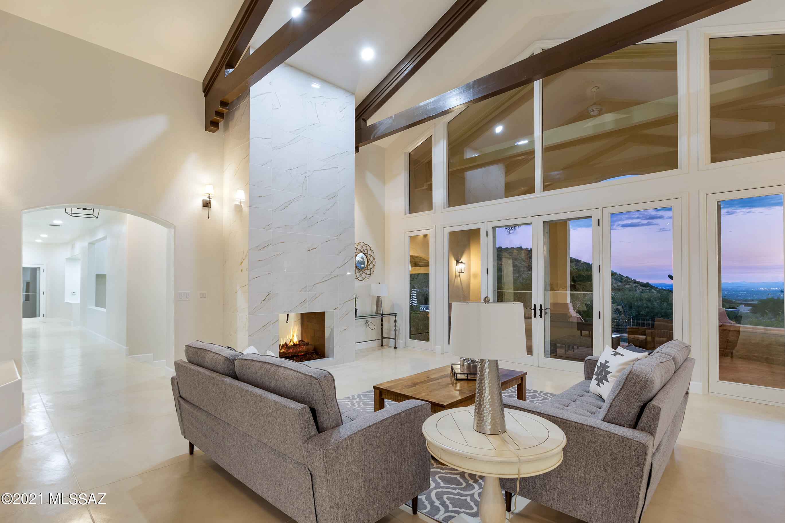 Finisterra (1-210) - Residential