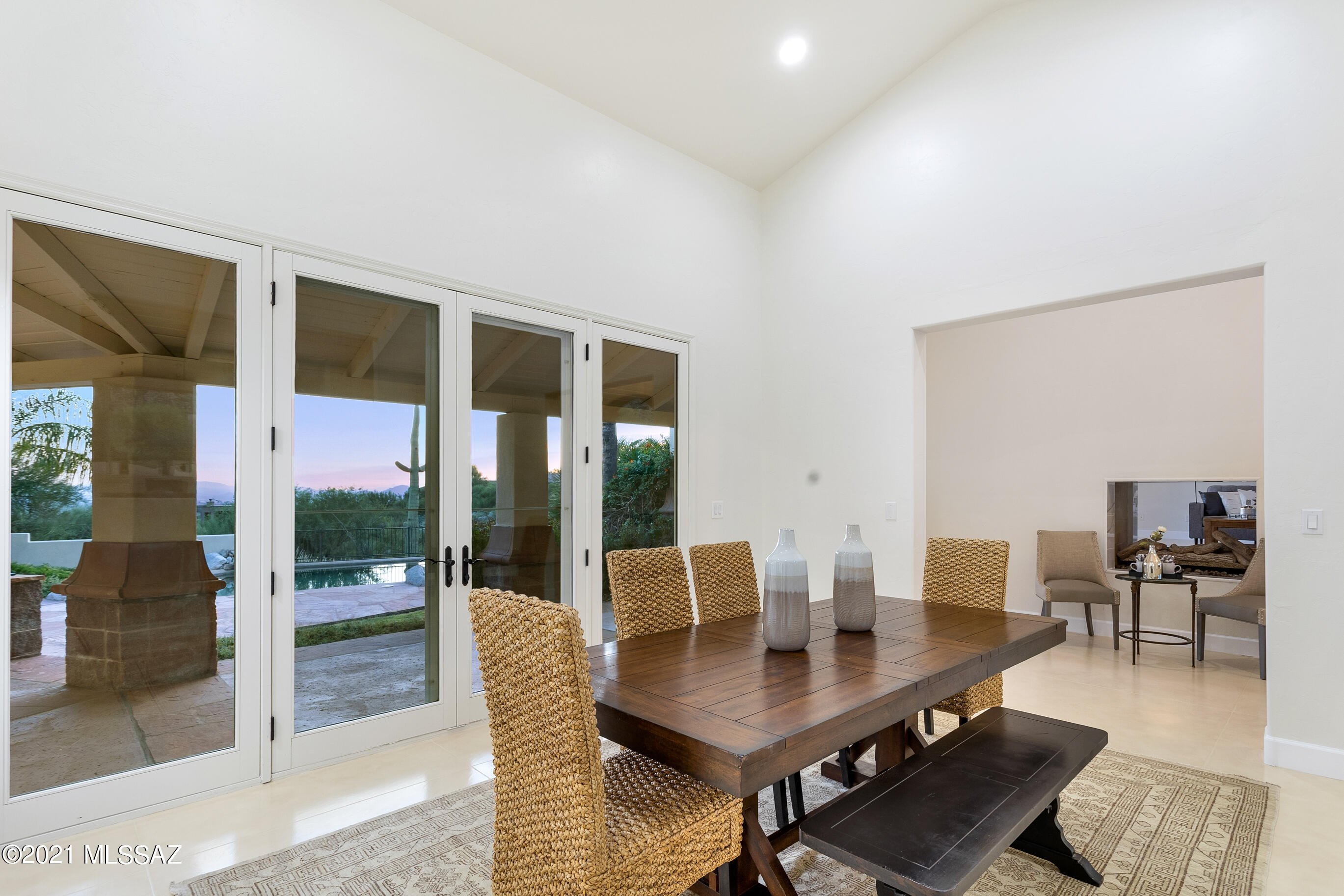 Finisterra (1-210) - Residential