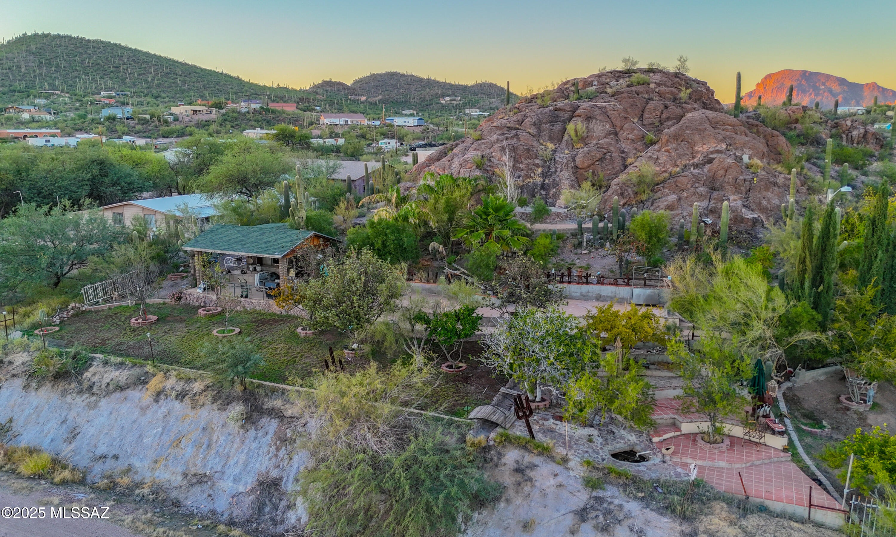 3930 W Valencia Road