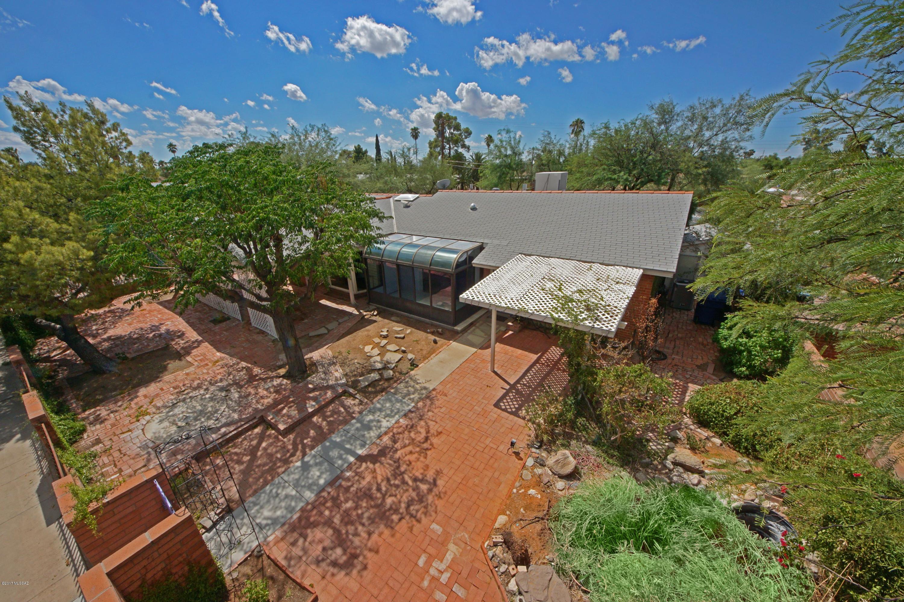 Manana Vista - Residential
