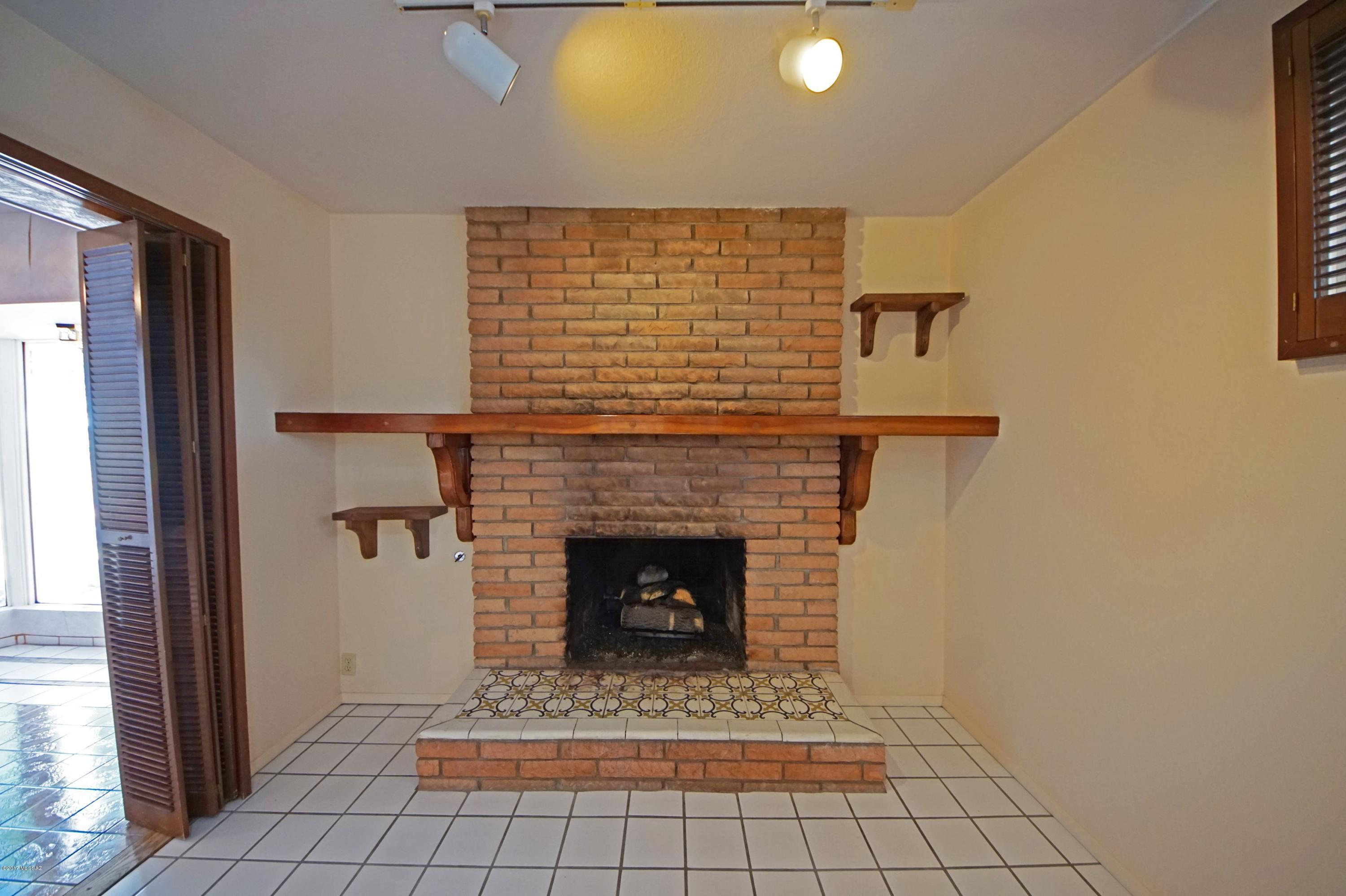Manana Vista - Residential