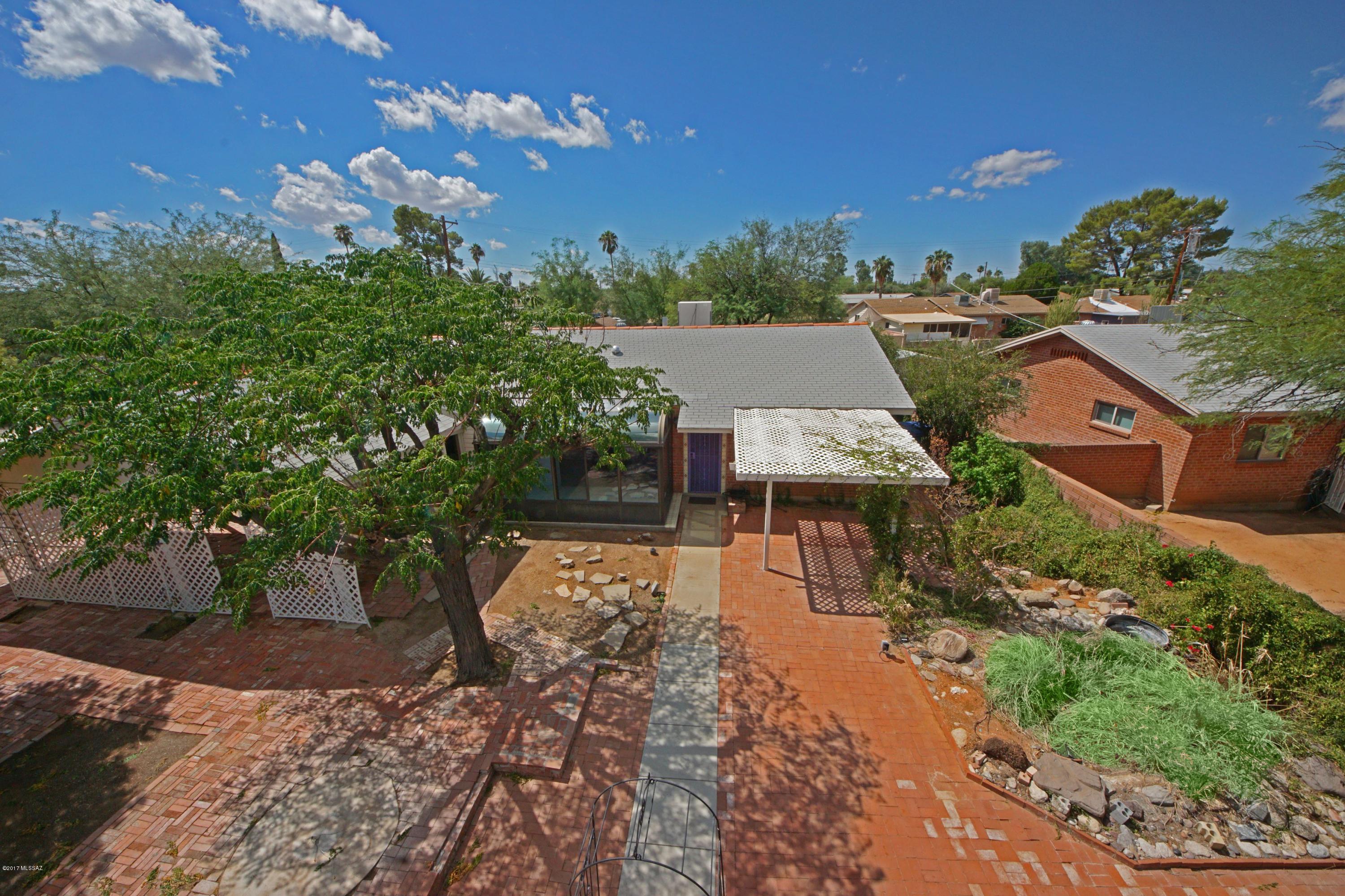 Manana Vista - Residential