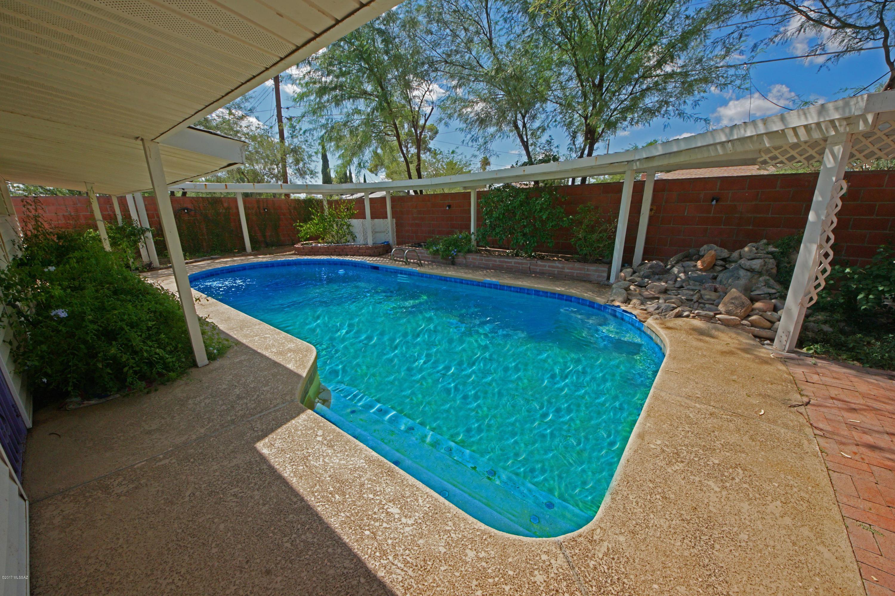 Manana Vista - Residential