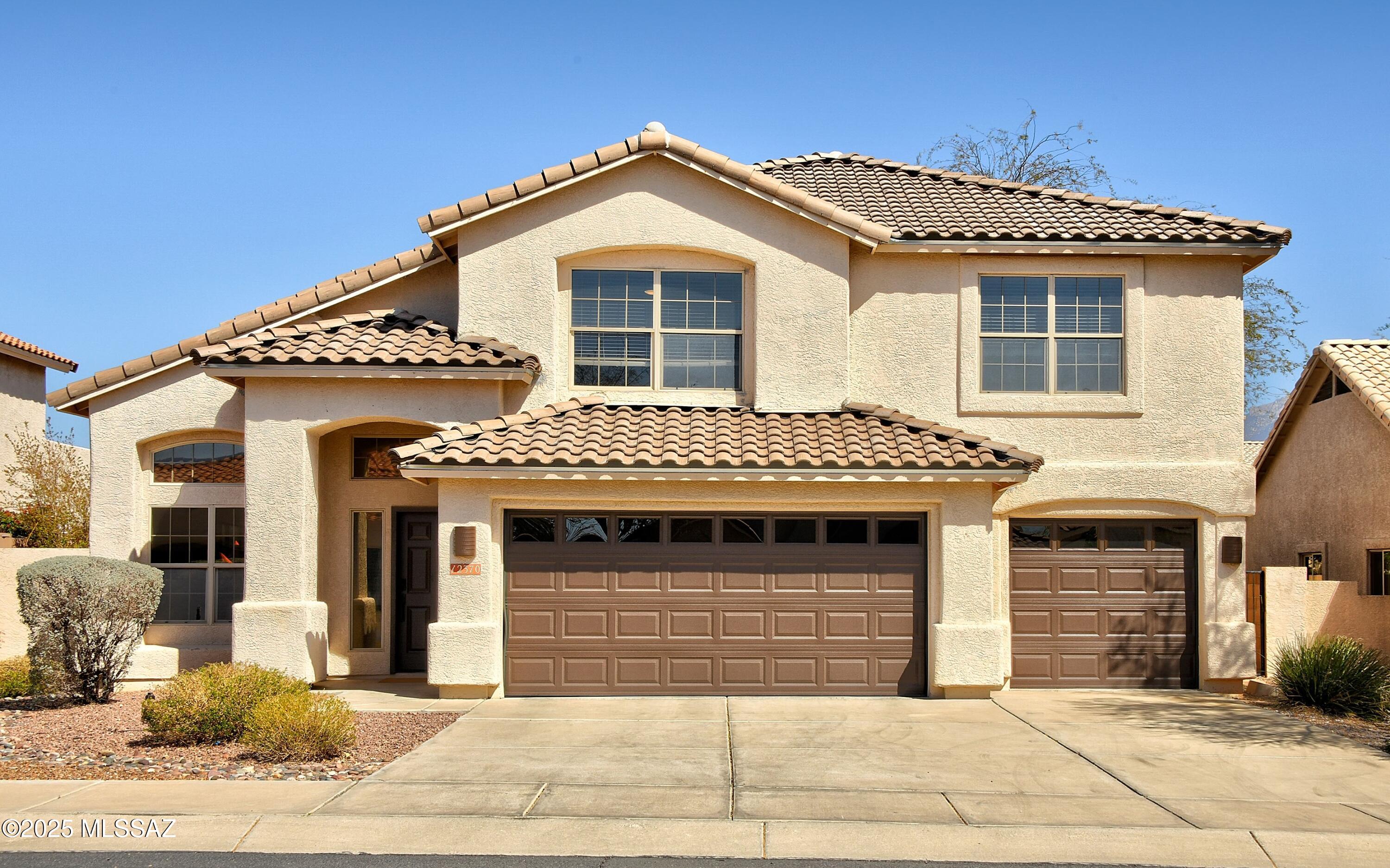 12370 N Echo Valley Drive