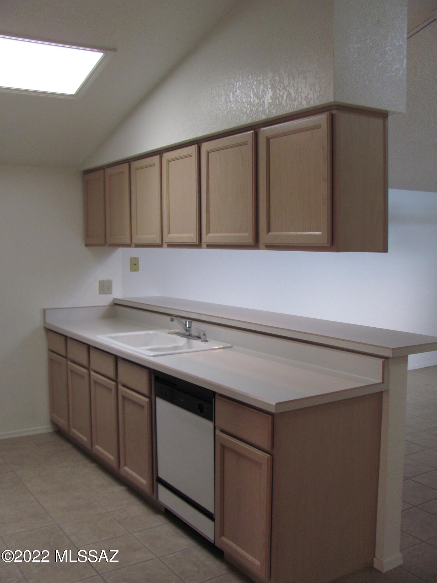 Pueblo Villas - Residential Lease