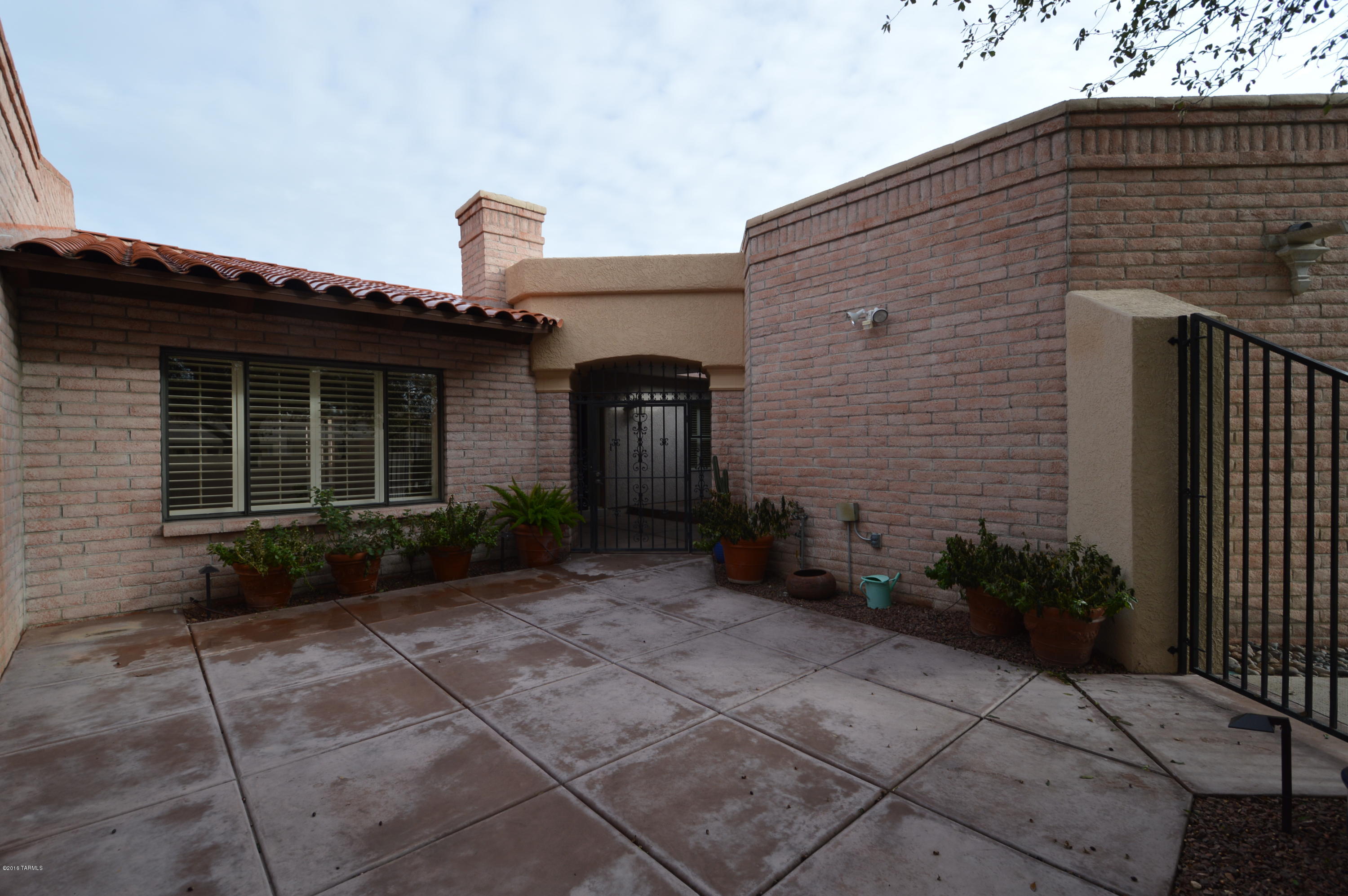 Riverbend - Sabino Canyon Road  (1-97) - Residential Lease