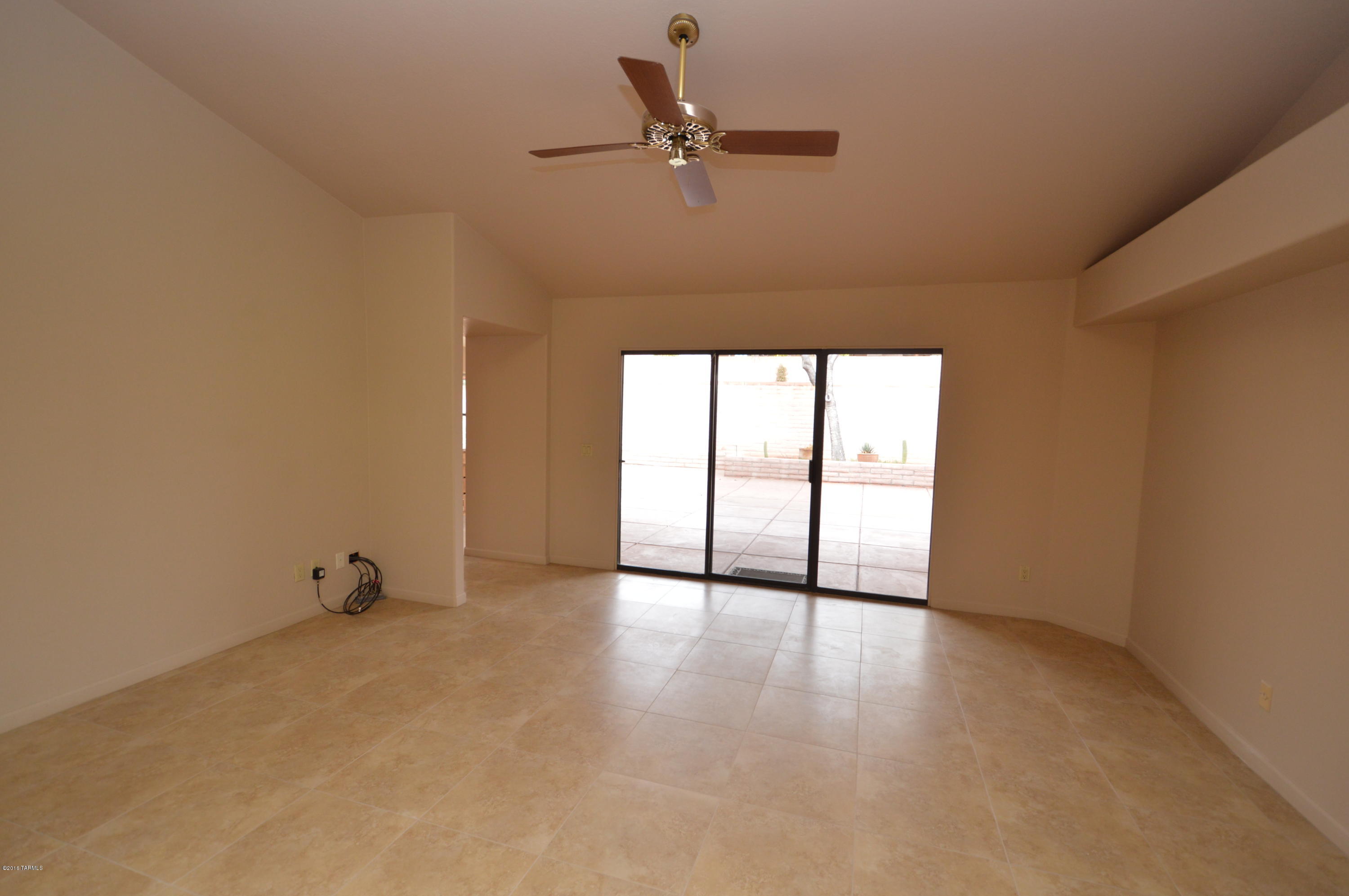Riverbend - Sabino Canyon Road  (1-97) - Residential Lease