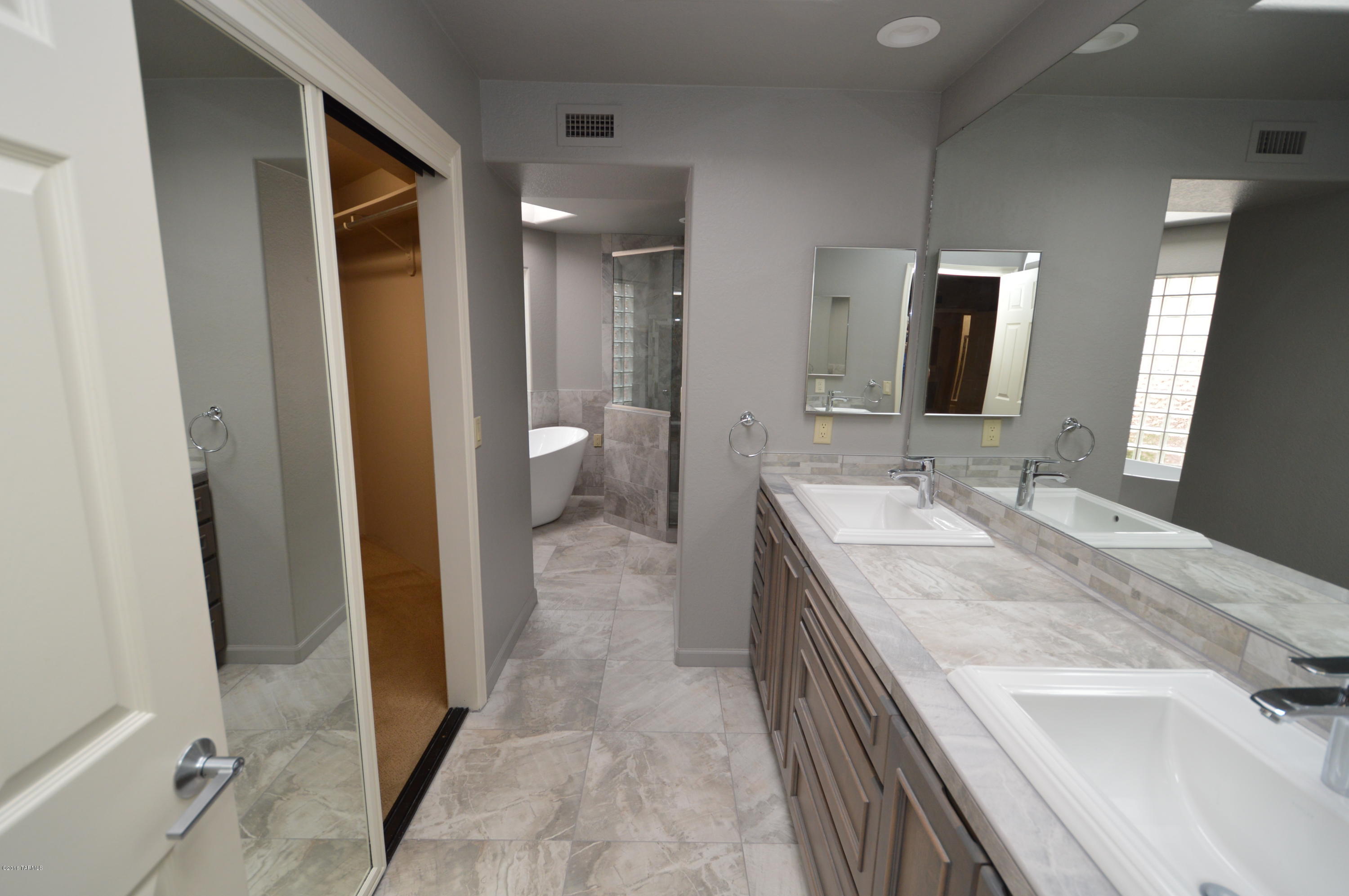 Riverbend - Sabino Canyon Road  (1-97) - Residential Lease