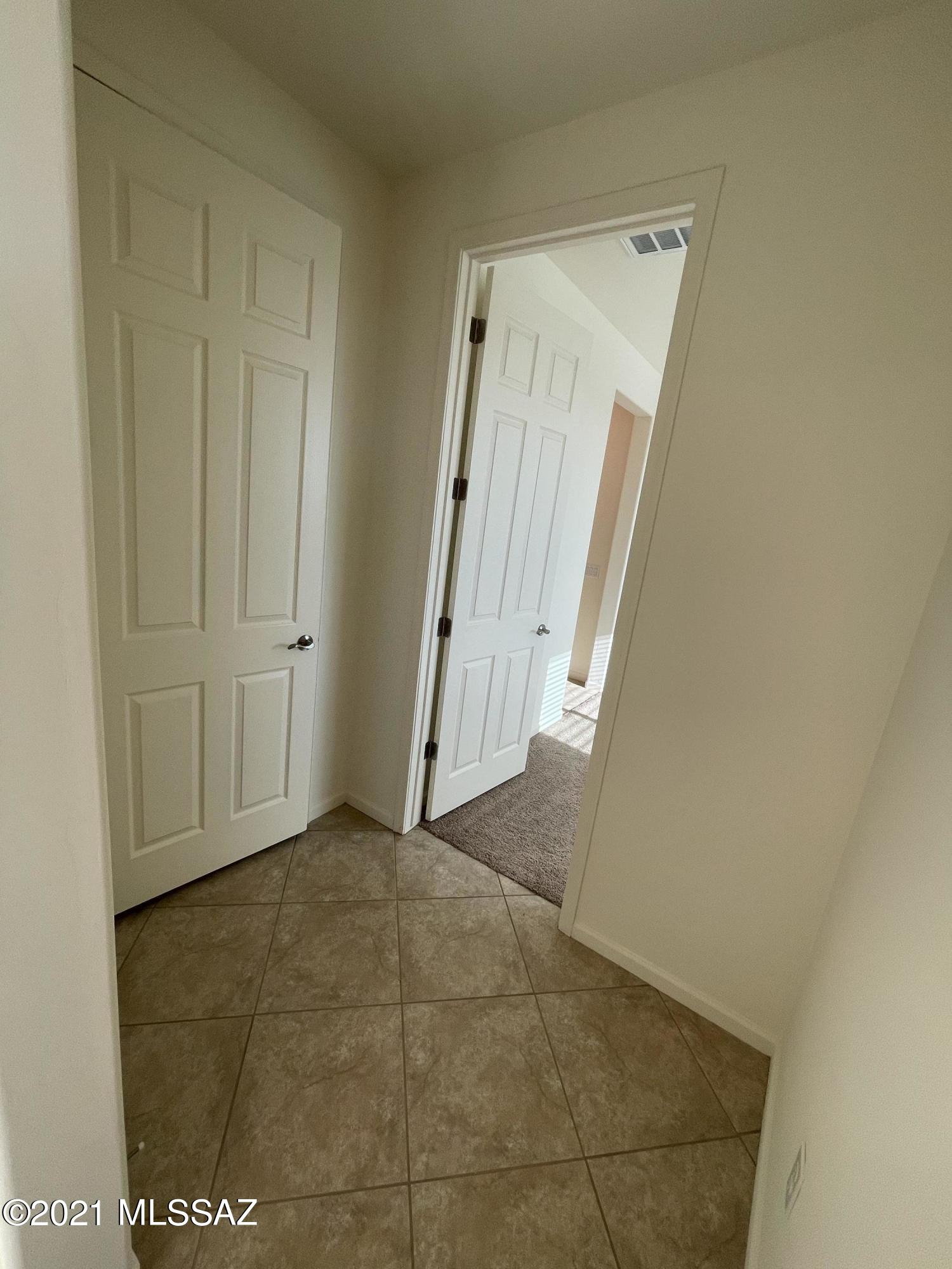 The Vistas At Rincon Knolls SQ20152600506 - Residential Lease