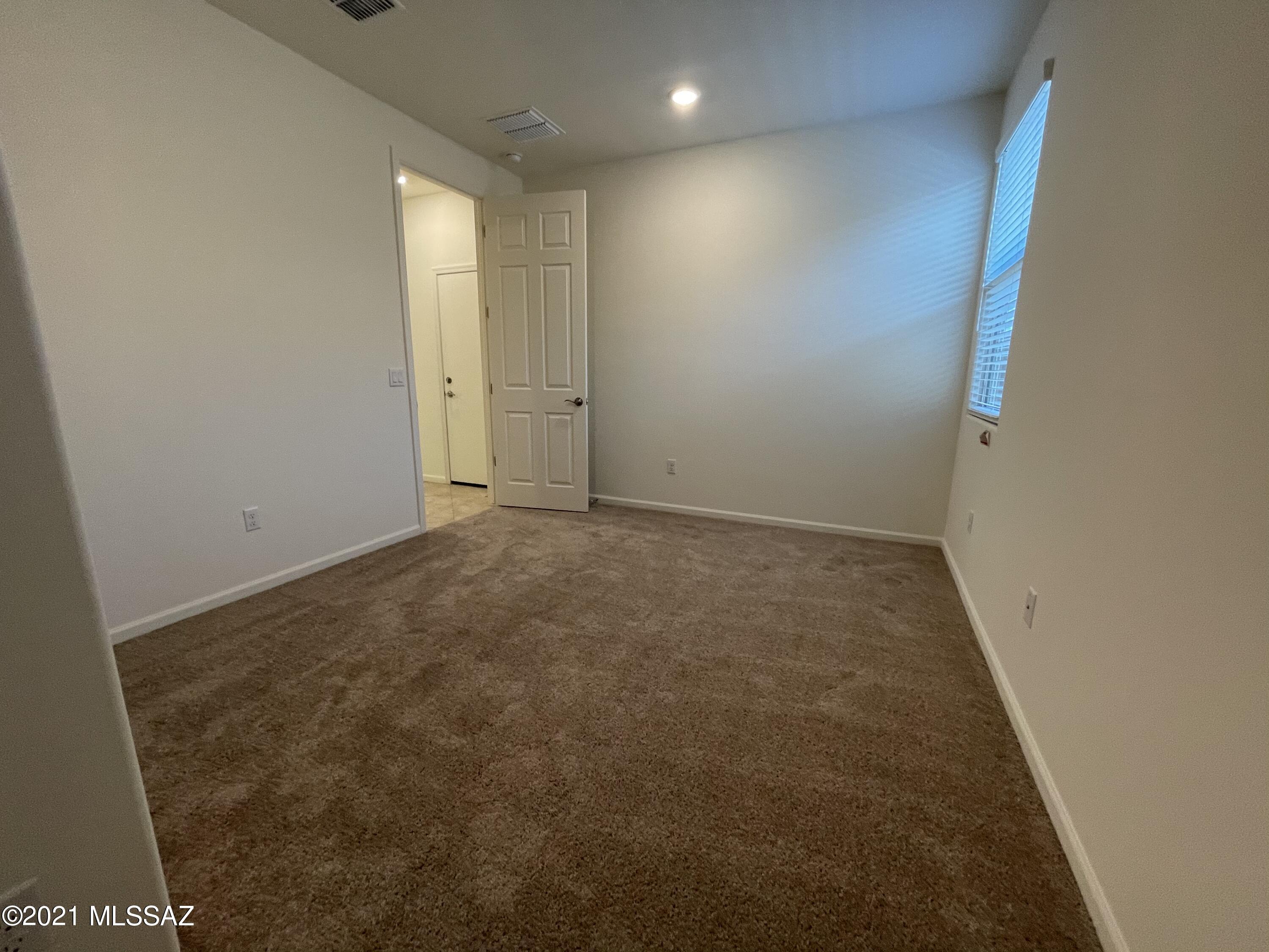 The Vistas At Rincon Knolls SQ20152600506 - Residential Lease