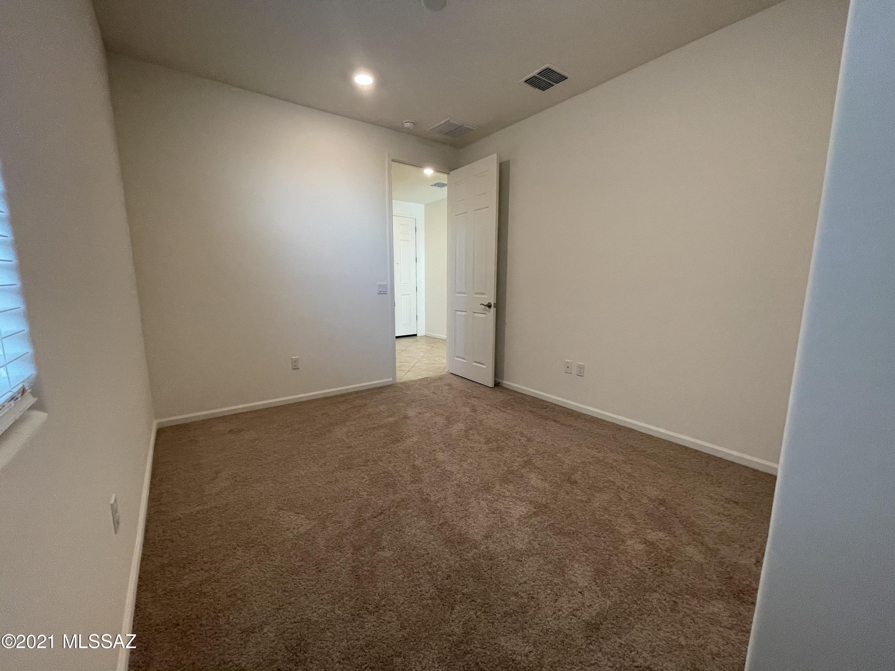 The Vistas At Rincon Knolls SQ20152600506 - Residential Lease