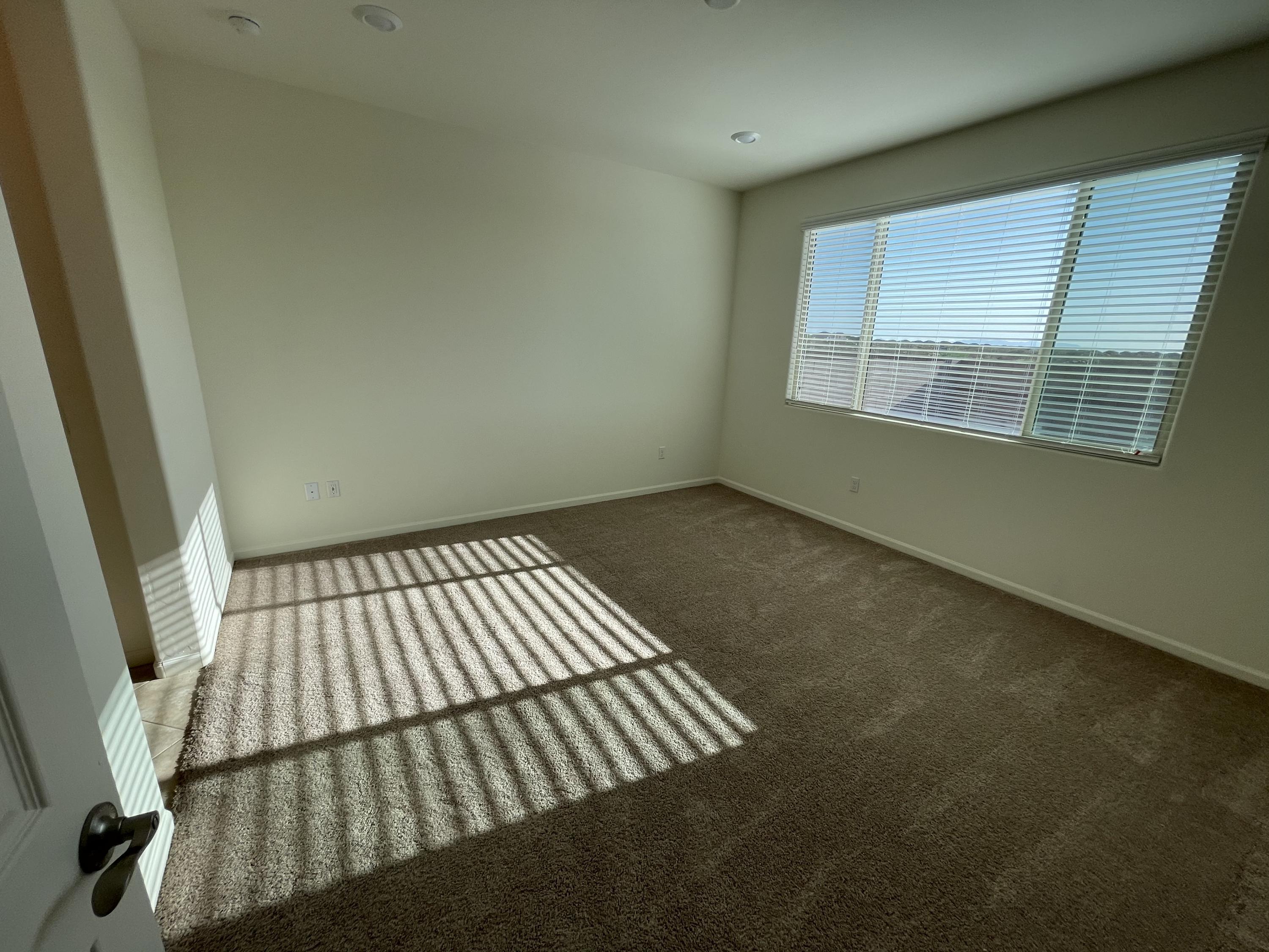 The Vistas At Rincon Knolls SQ20152600506 - Residential Lease