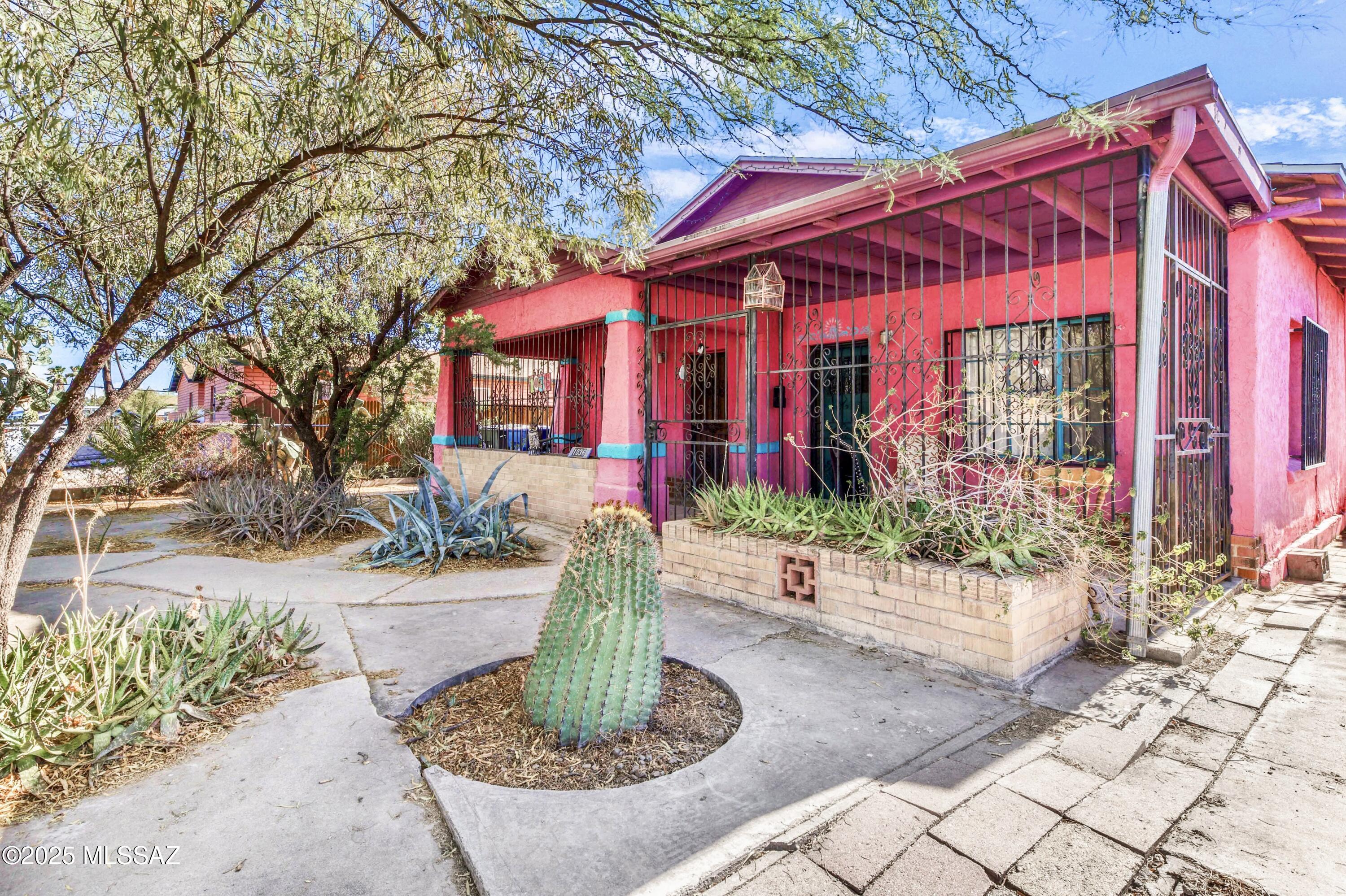 1036 S 4th Avenue