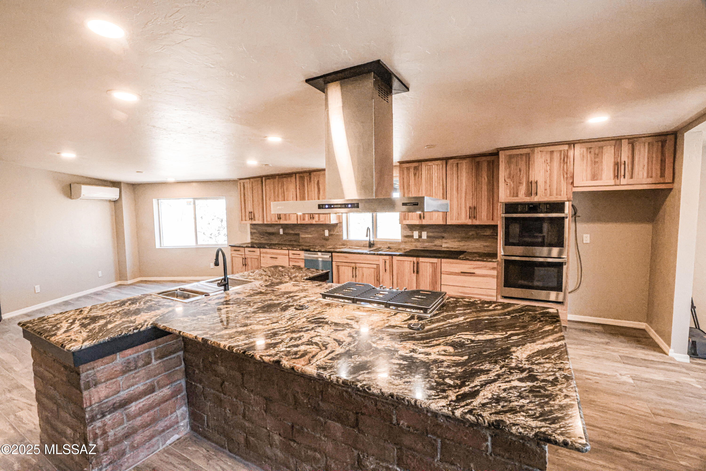 17801 S Copper Cut Trail
