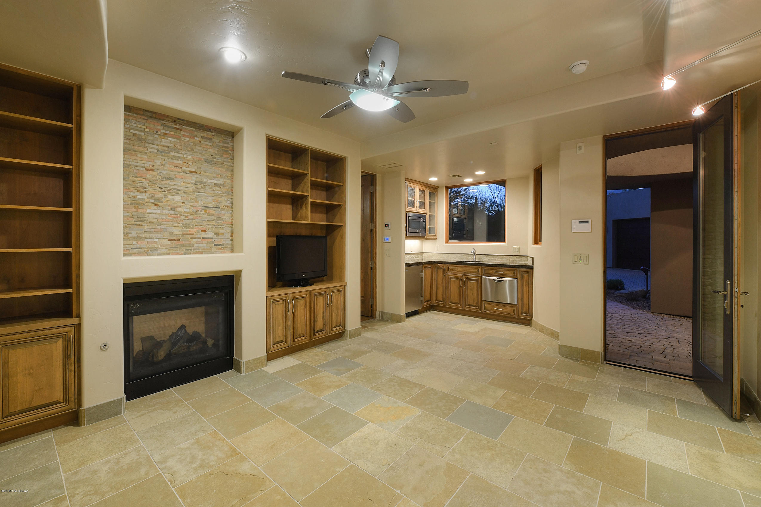Canyon Pass At Dove Mountain(1-48) - Residential
