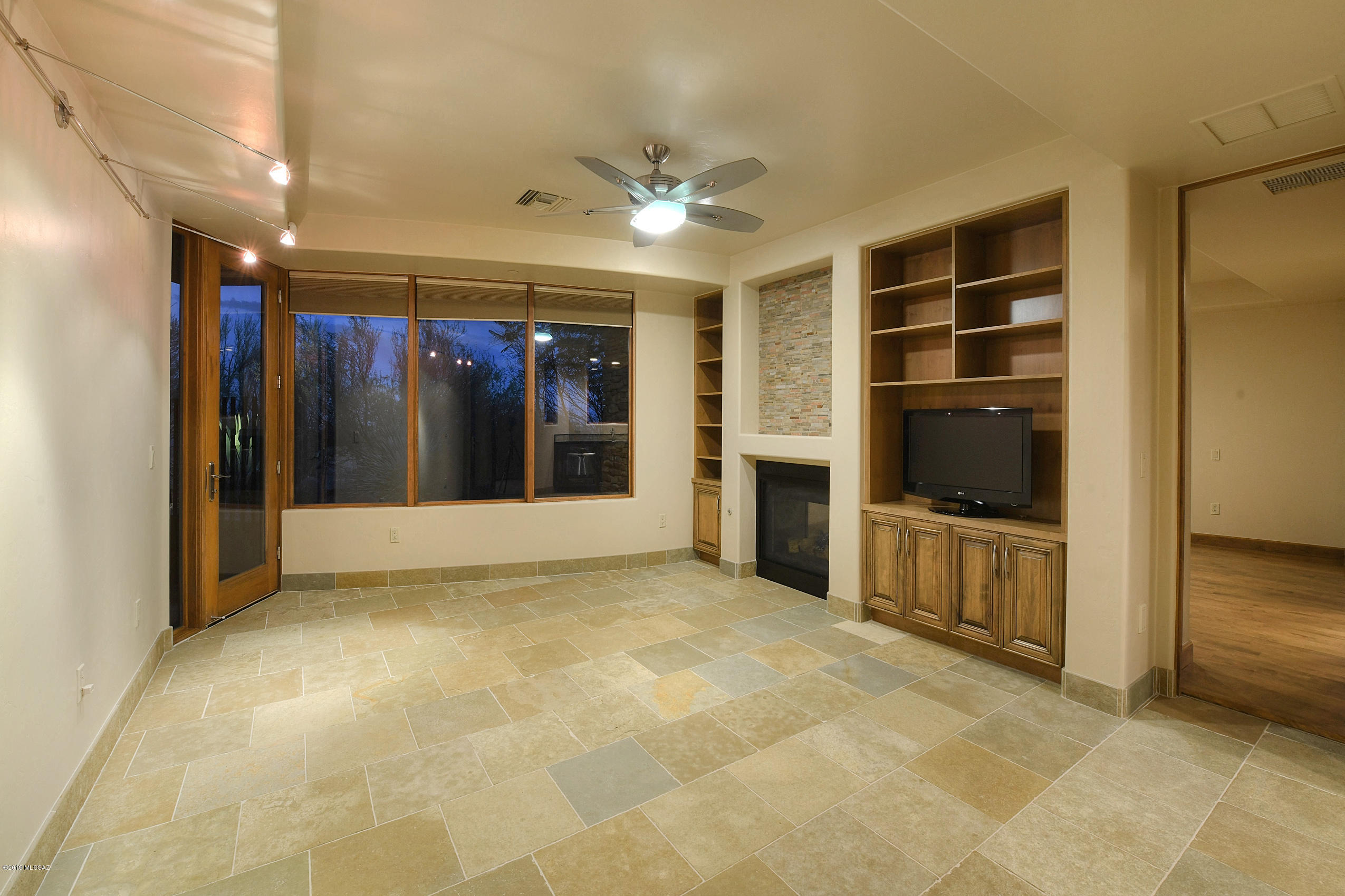 Canyon Pass At Dove Mountain(1-48) - Residential