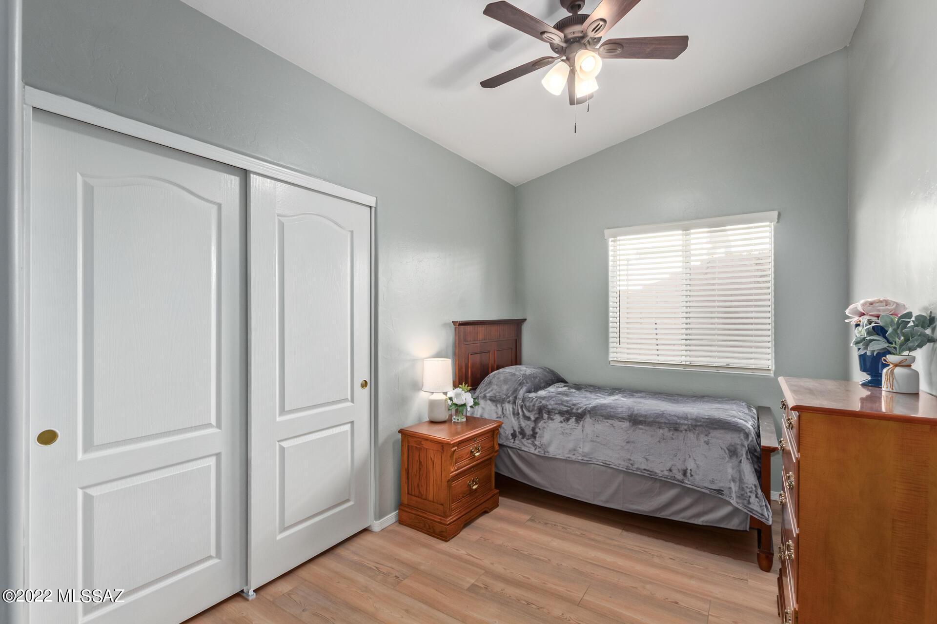 Thornydale Terrace(1-104) - Residential