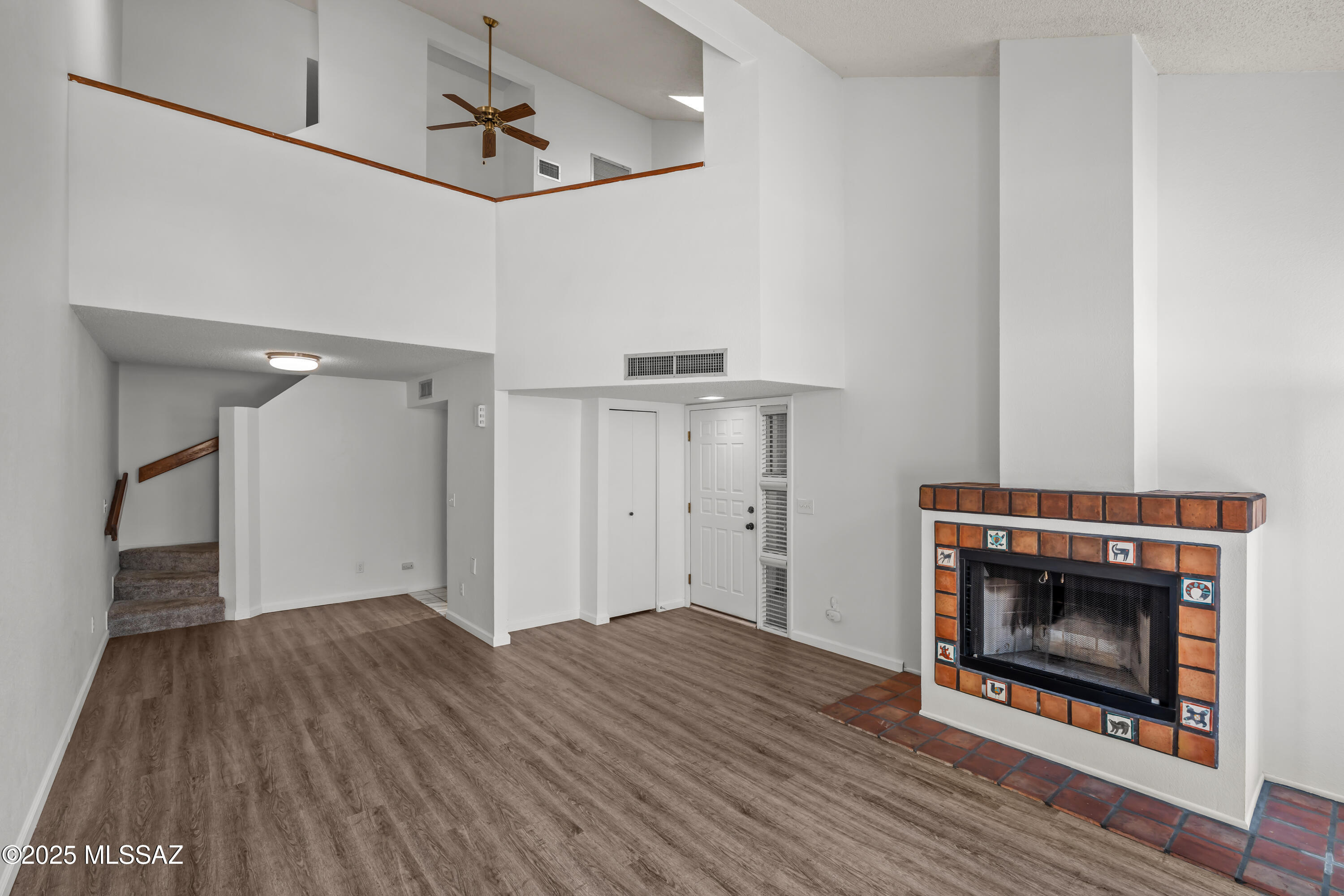 3972 N Paseo De Las Canchas