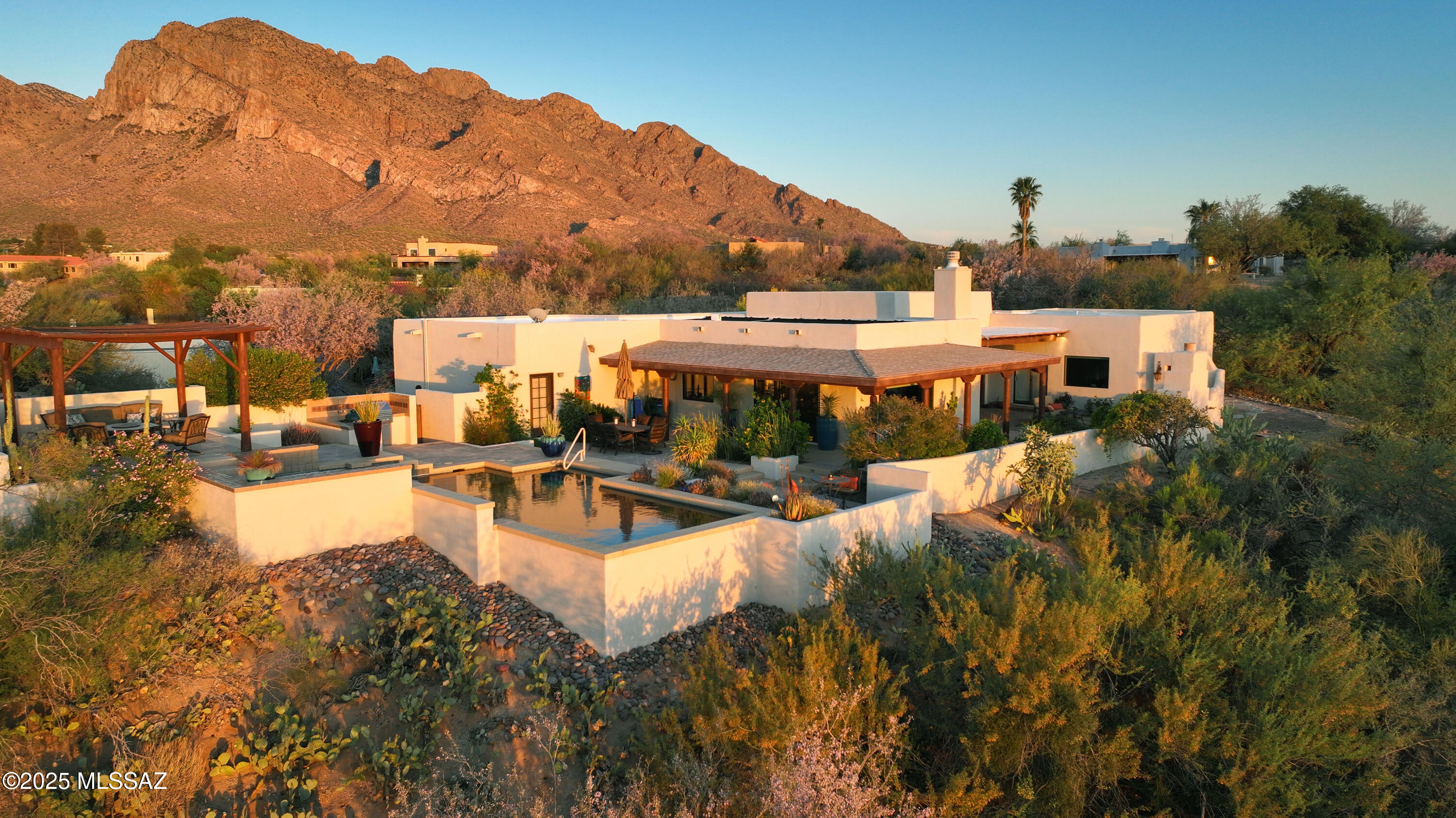 9971 N Desert Sky Road