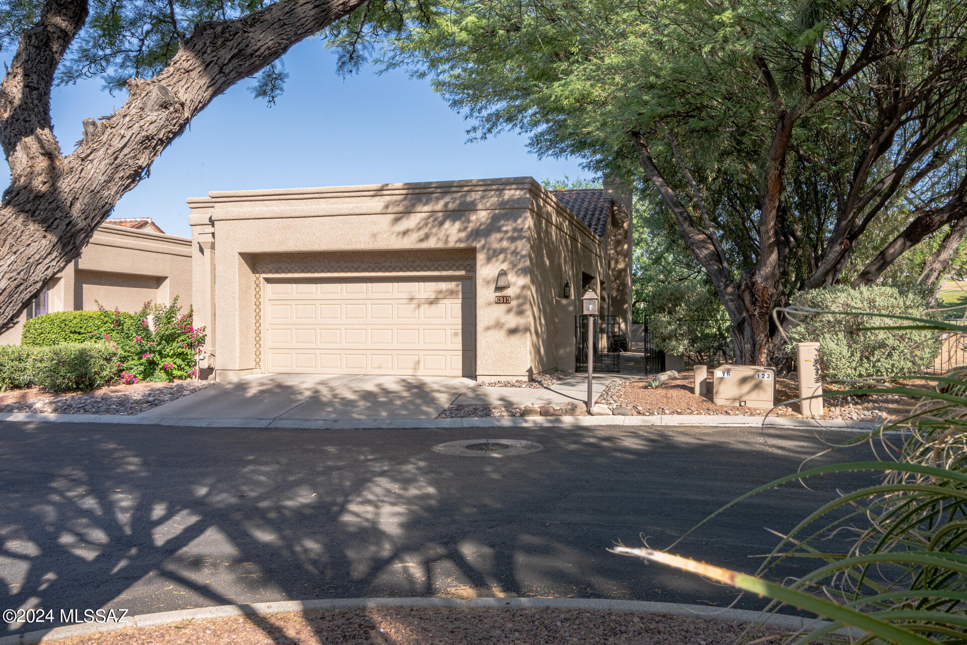 Ventana Canyon Golf Villas - Residential