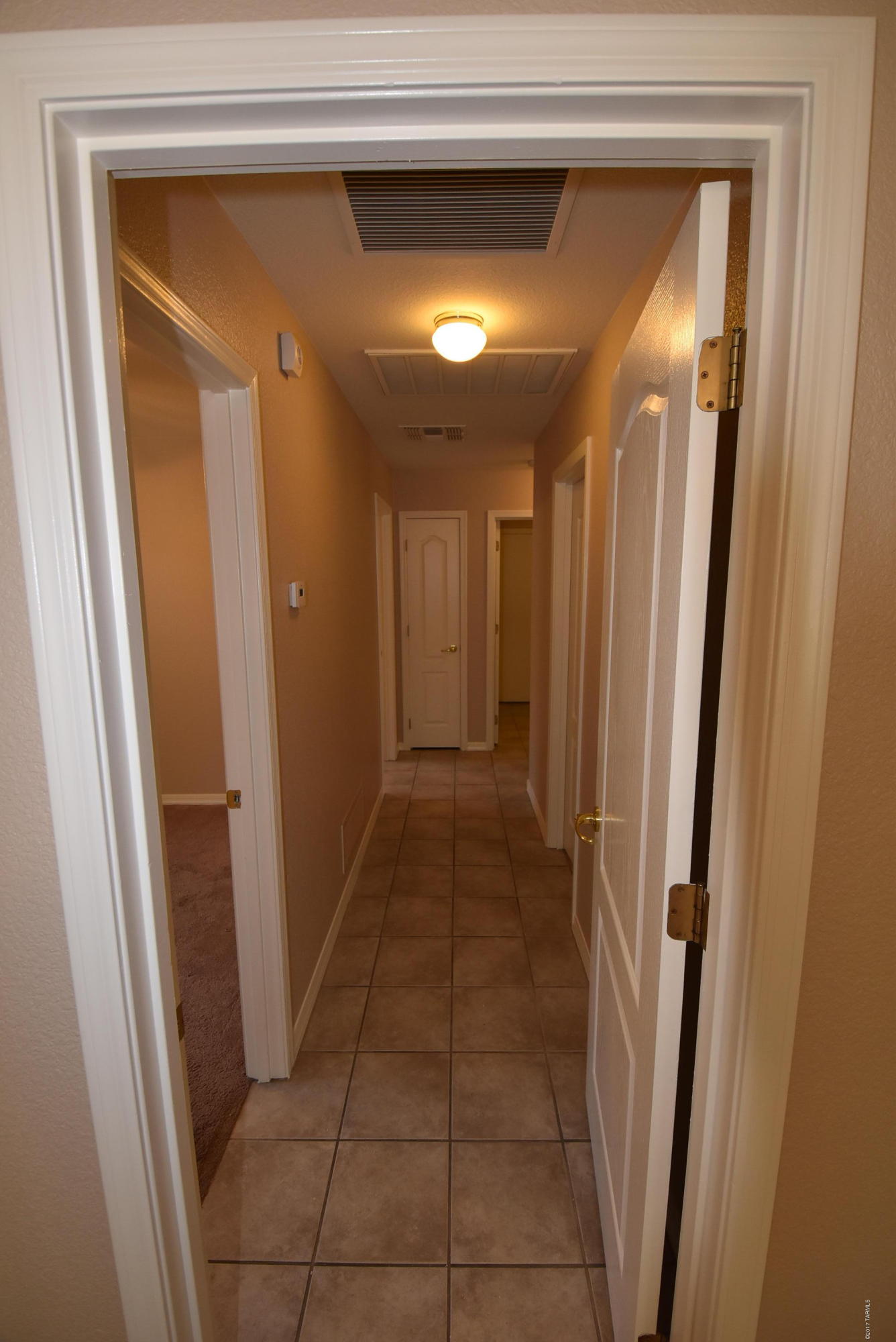Bluffs (The) 2 - Residential Lease
