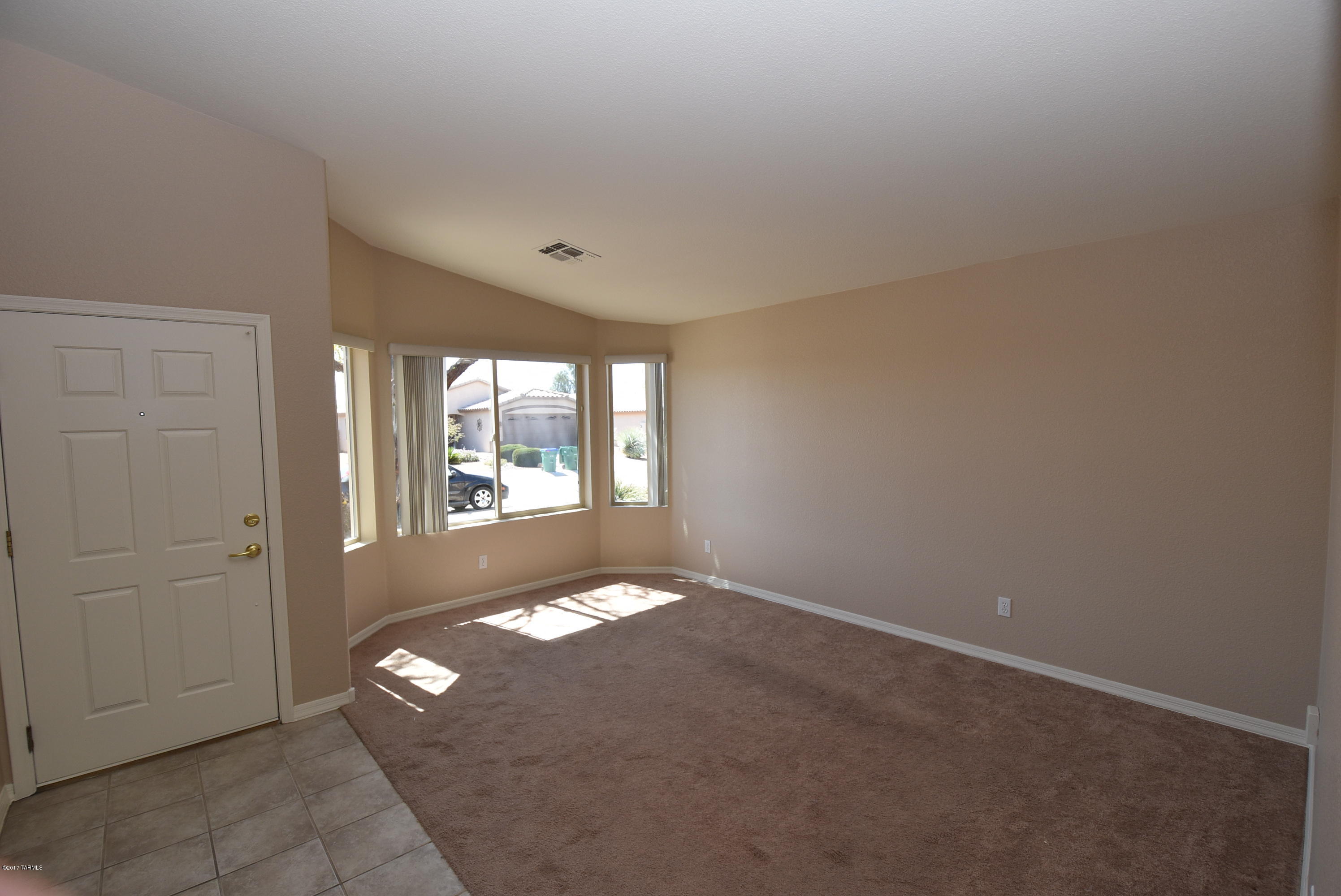 Bluffs (The) 2 - Residential Lease