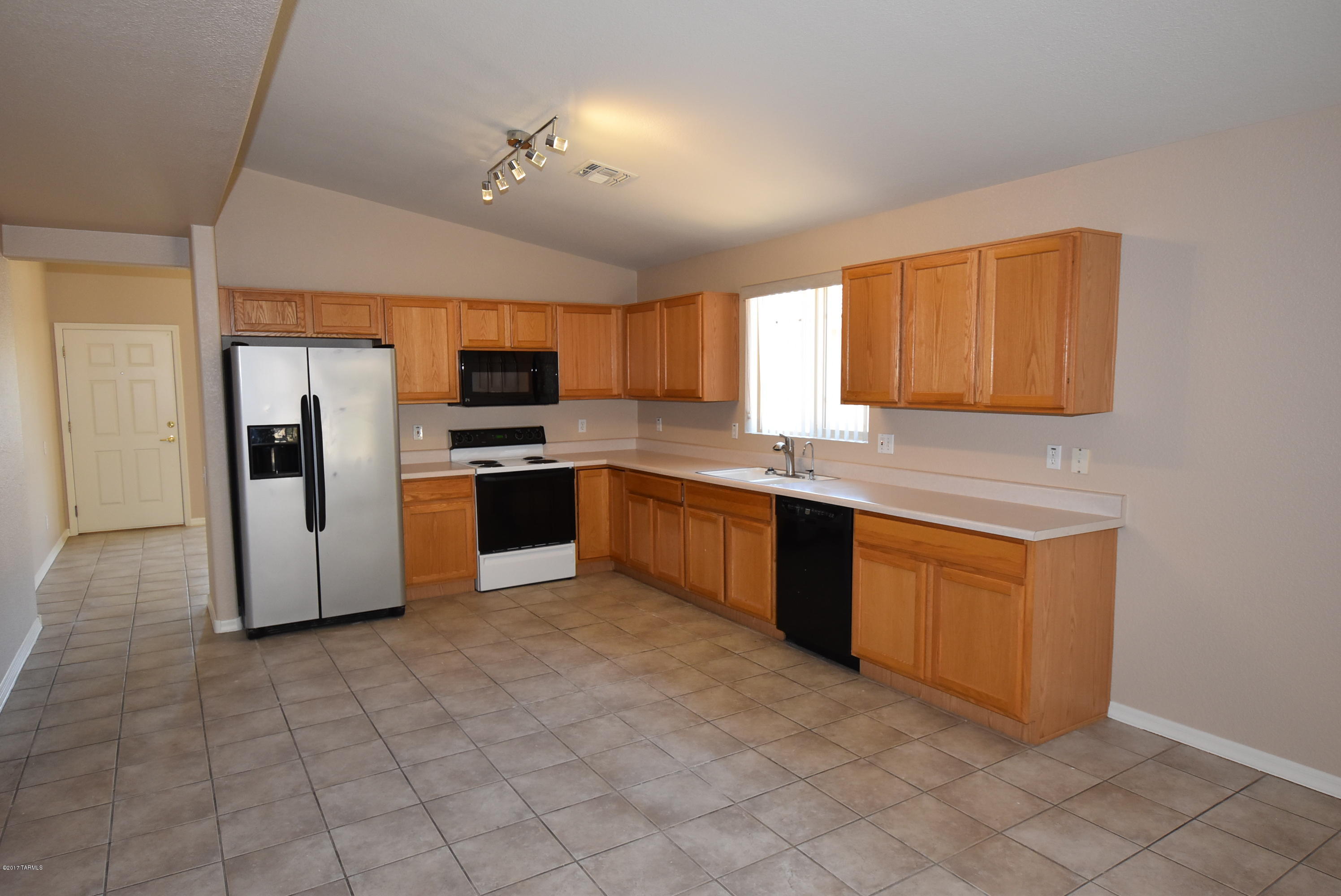 Bluffs (The) 2 - Residential Lease