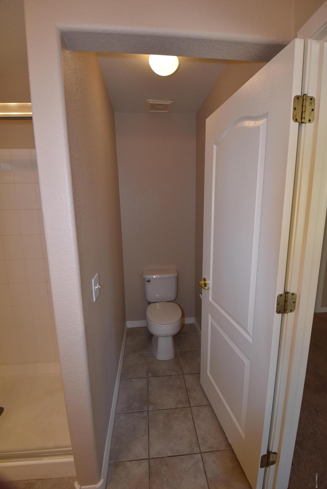 Bluffs (The) 2 - Residential Lease