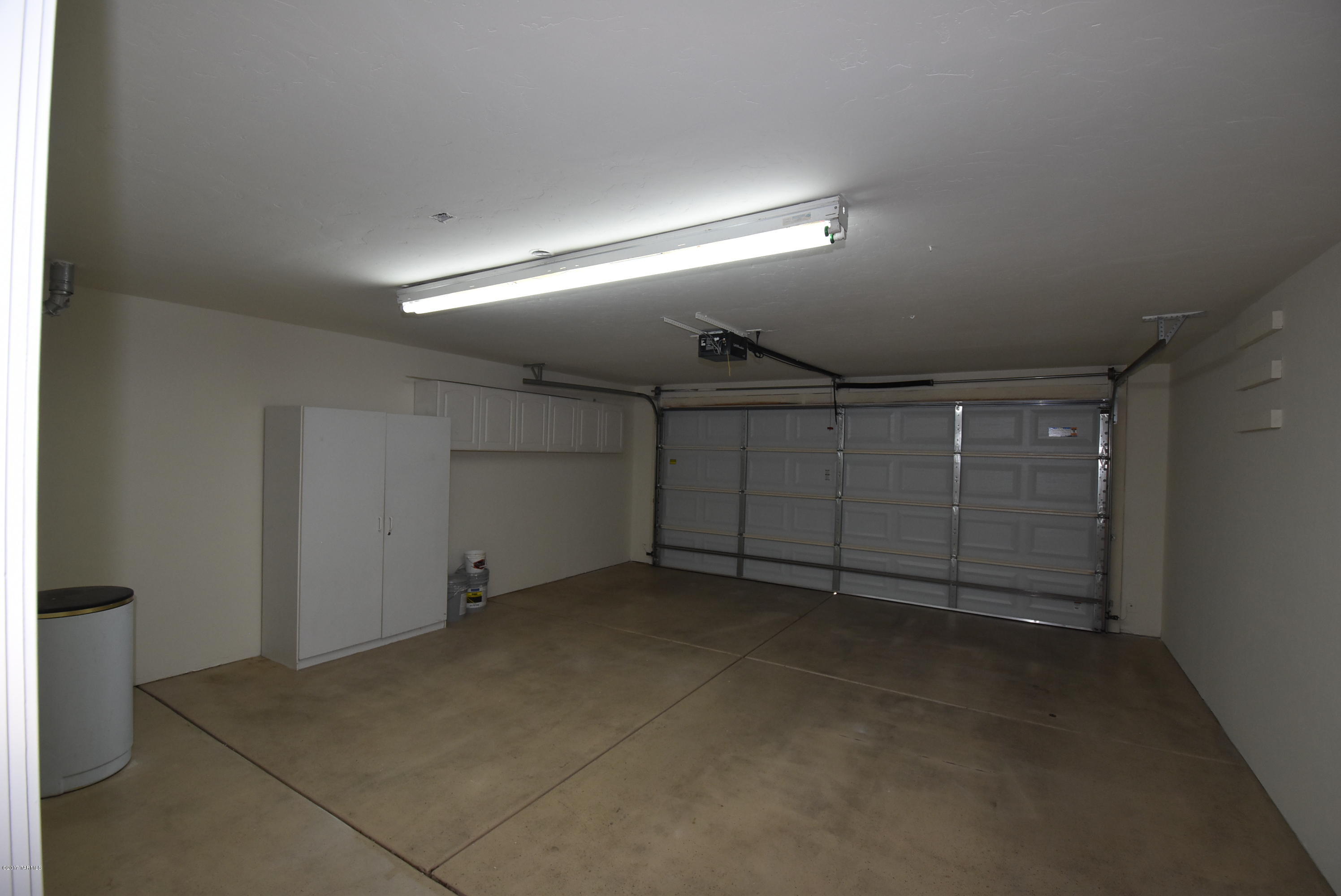 Bluffs (The) 2 - Residential Lease