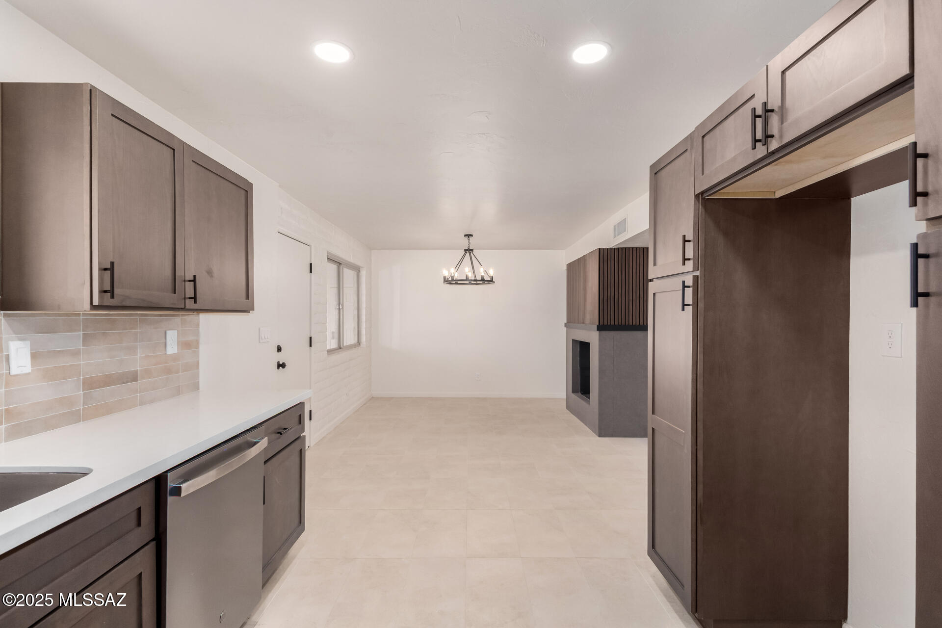 8501 N Camino De Oeste