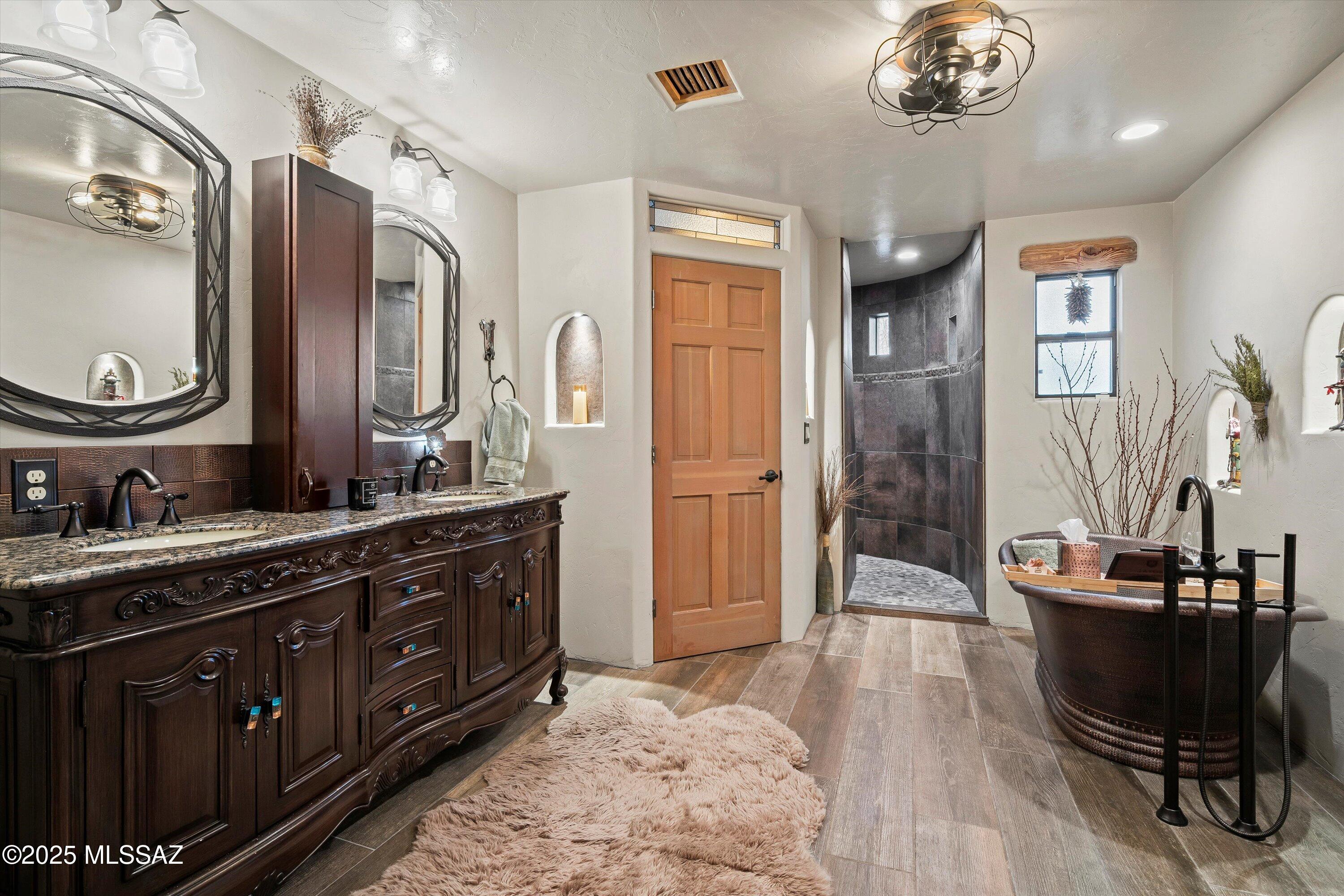 La Paloma Estates (36-52) - Residential