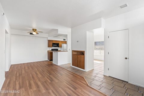 7972 E Colette Circle 223 Tucson AZ 85710