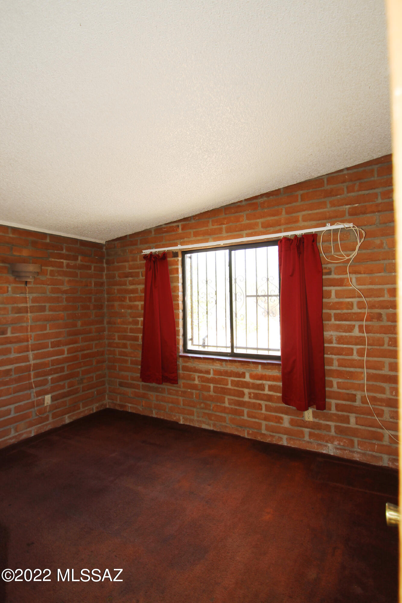 Miracle Mile Manor - Residential