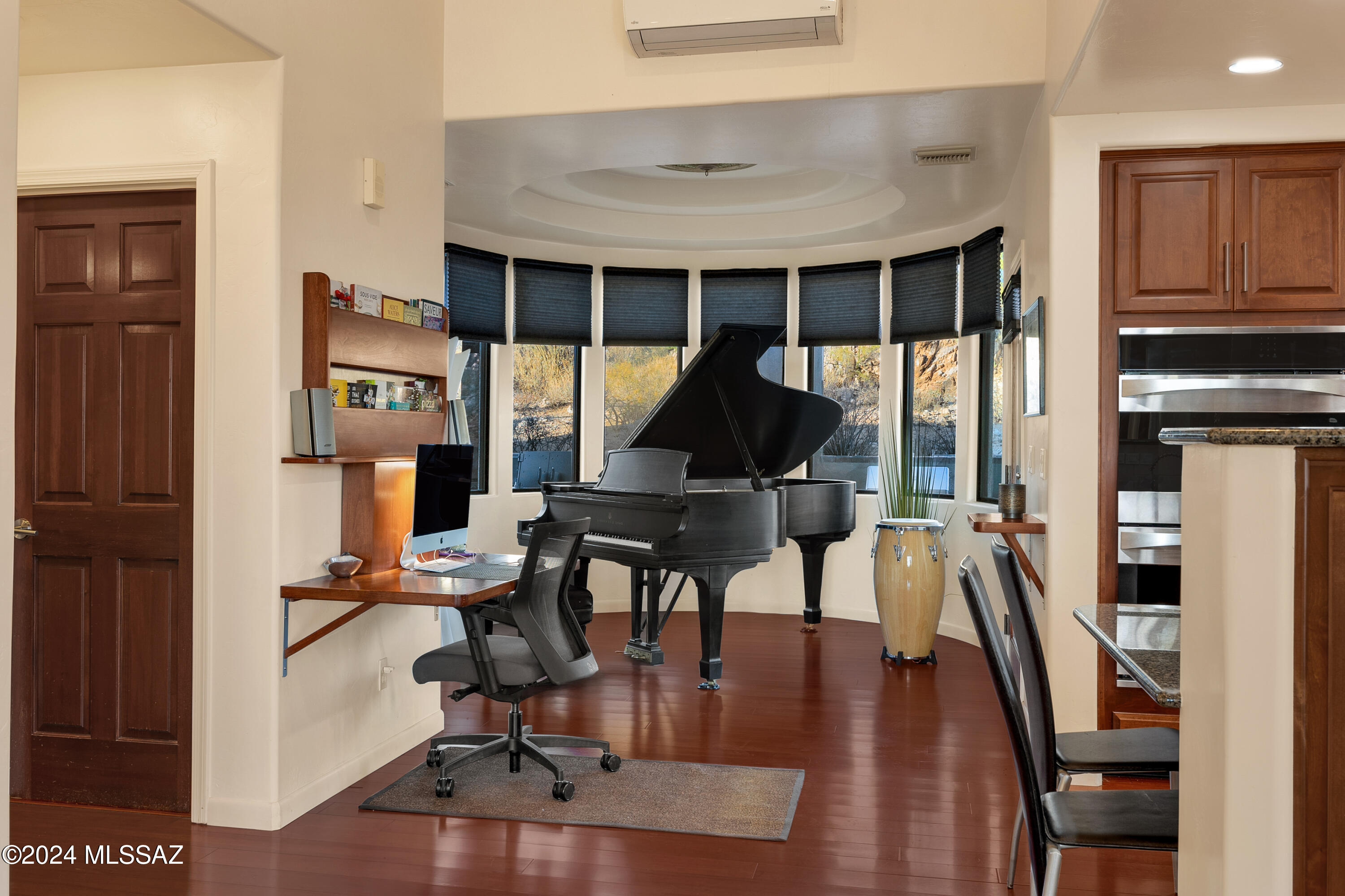 La Cholla Airpark - Residential