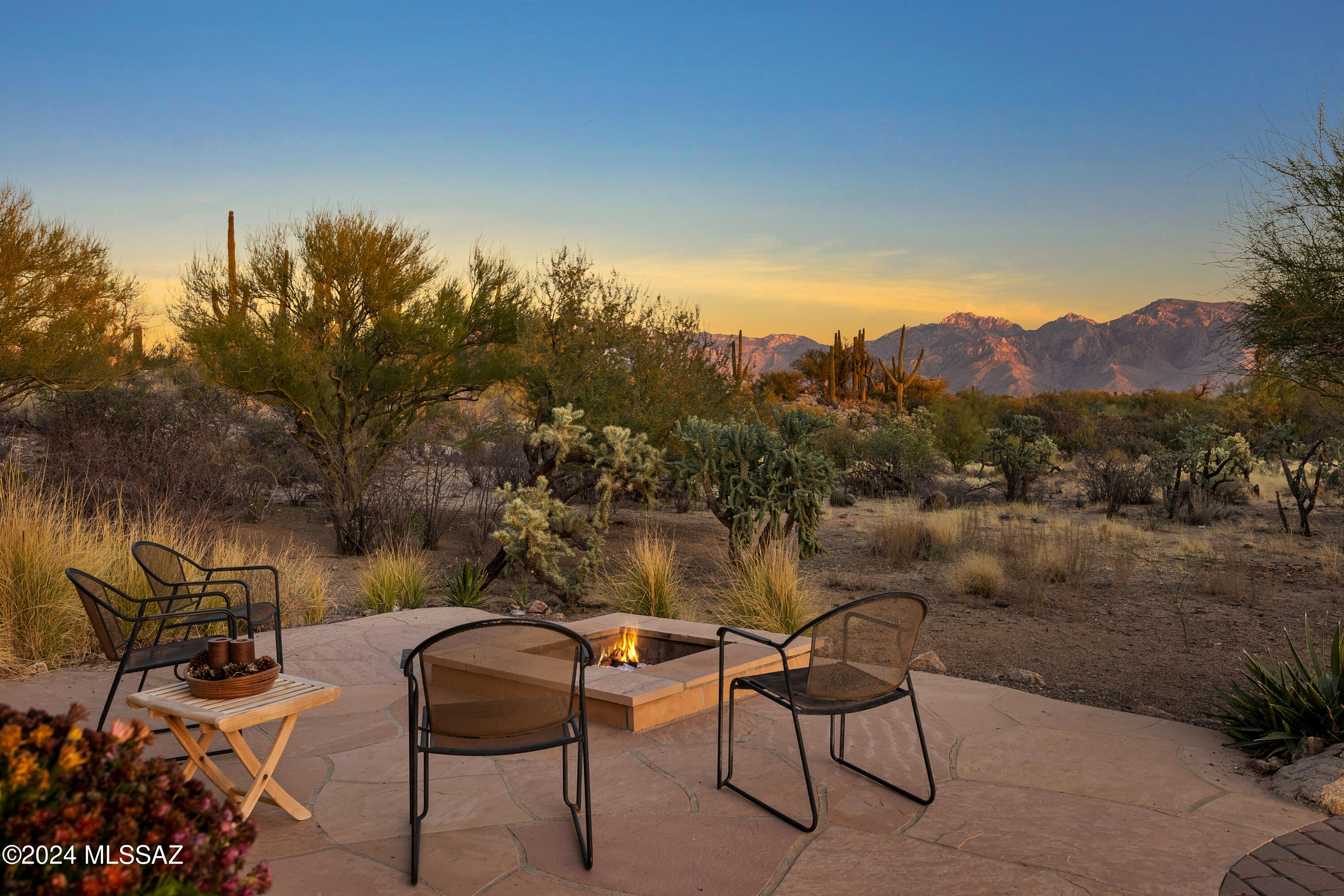 La Cholla Airpark - Residential