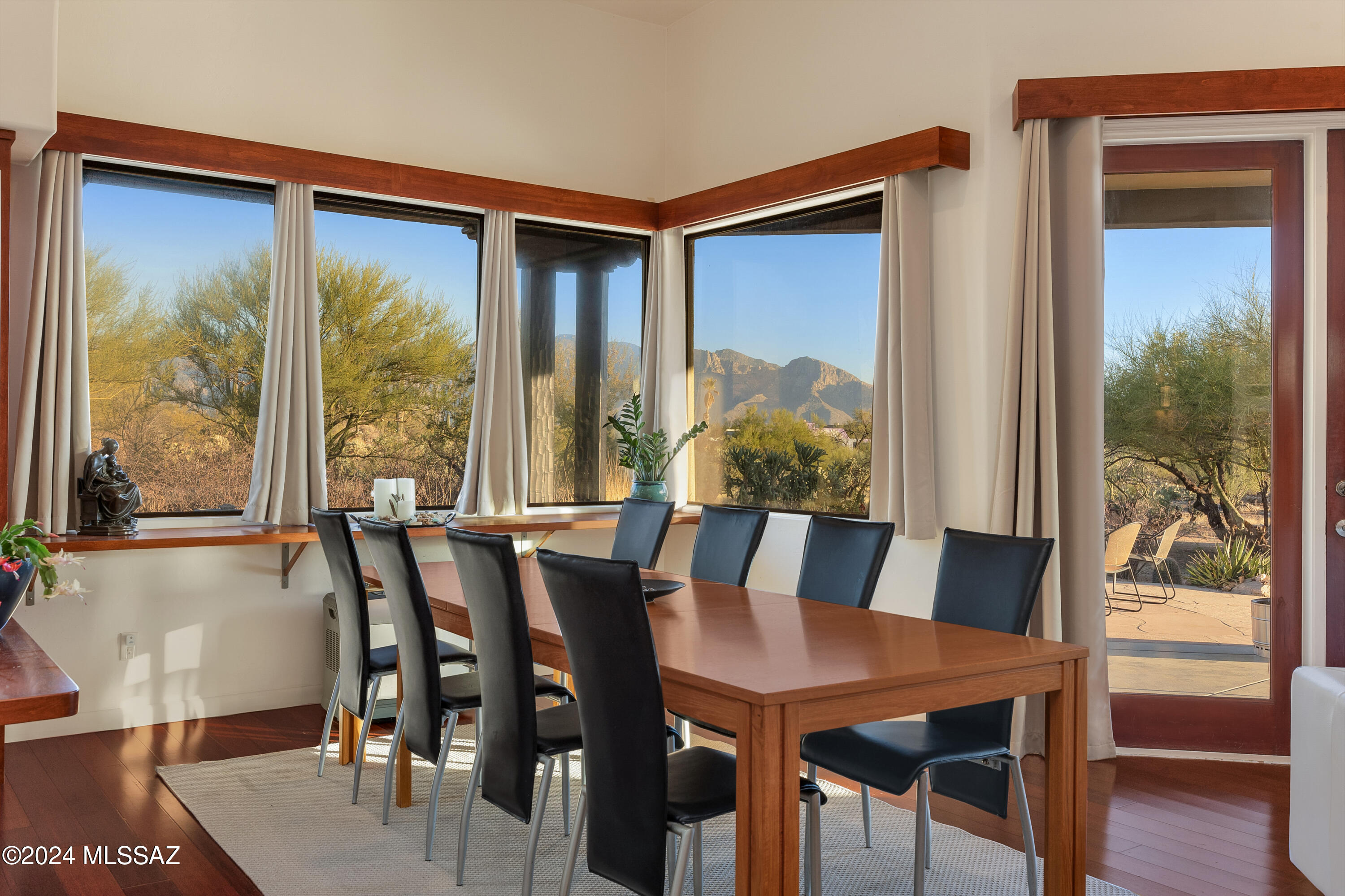 La Cholla Airpark - Residential