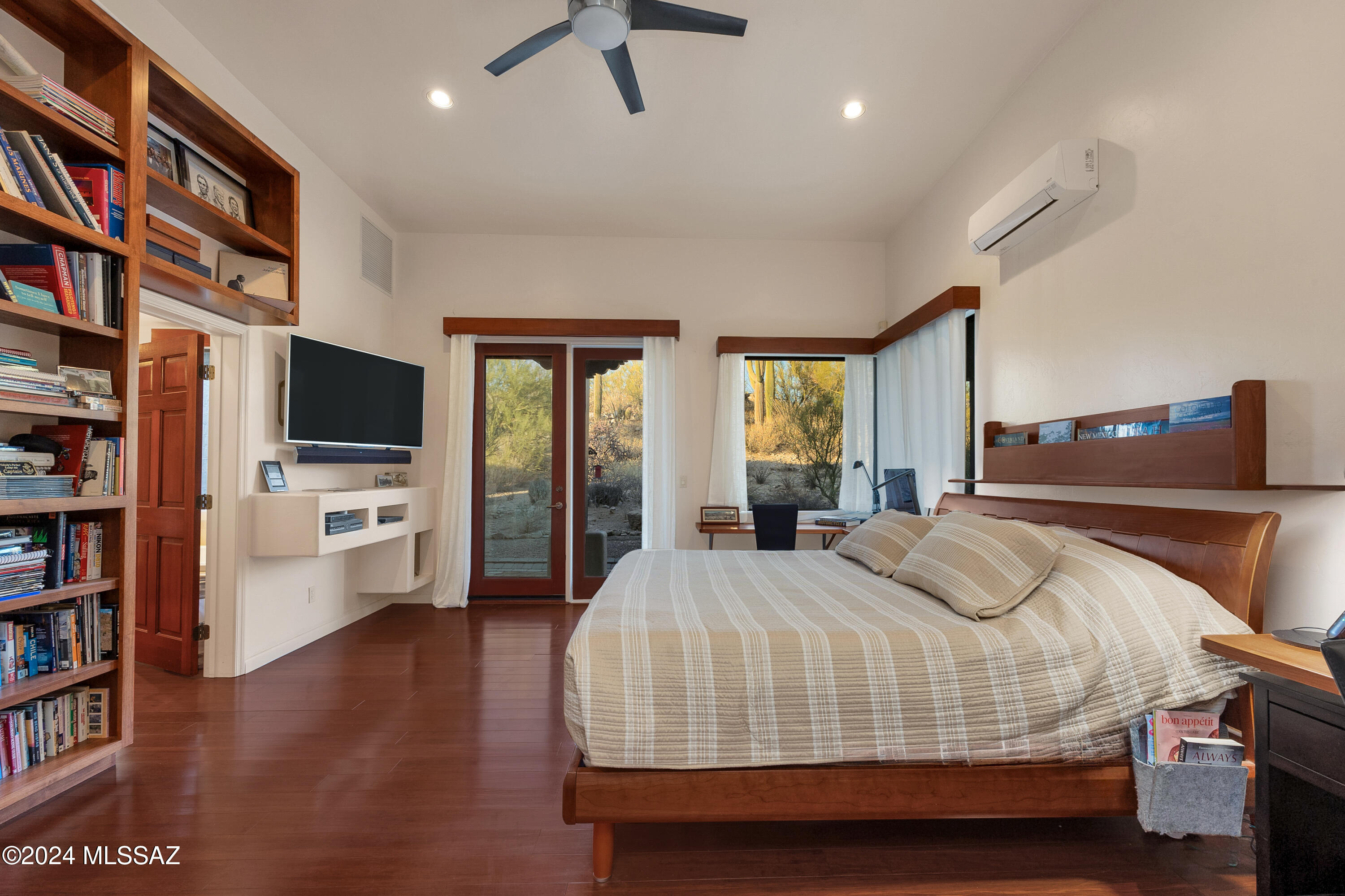 La Cholla Airpark - Residential