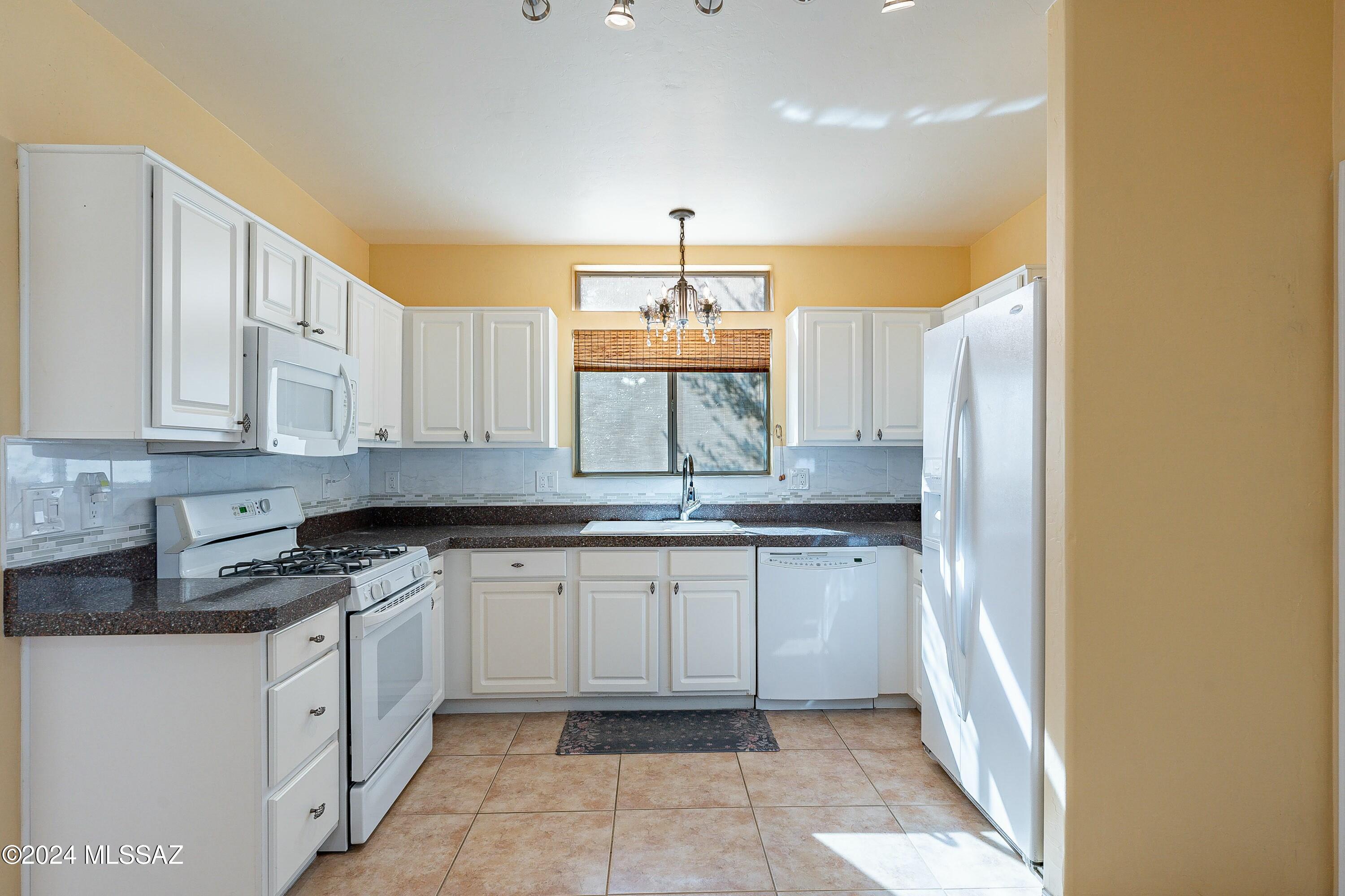 Colonia De Los Alamos (BK1-45) - Residential