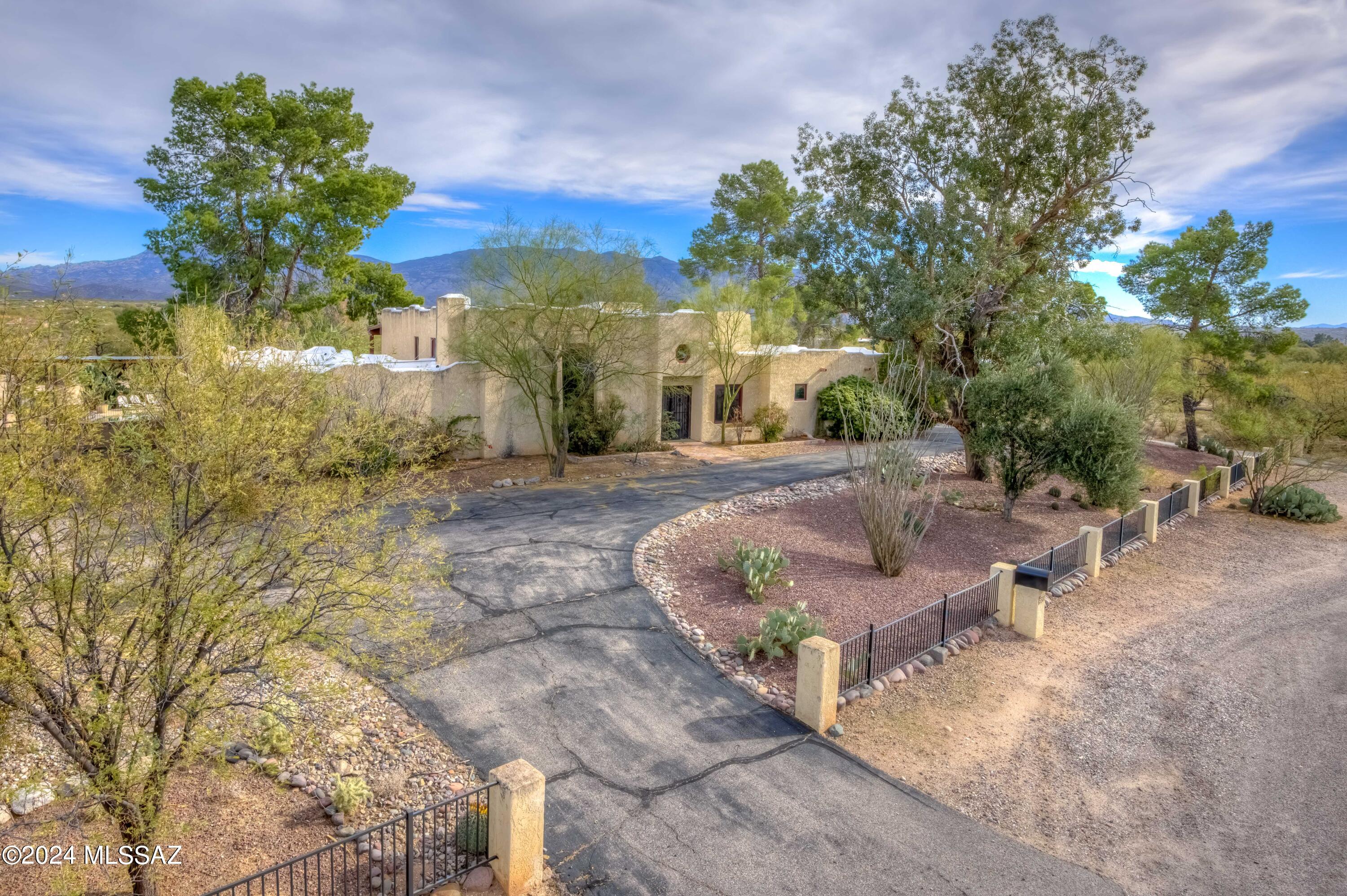 Bel Air Ranch Est - Residential