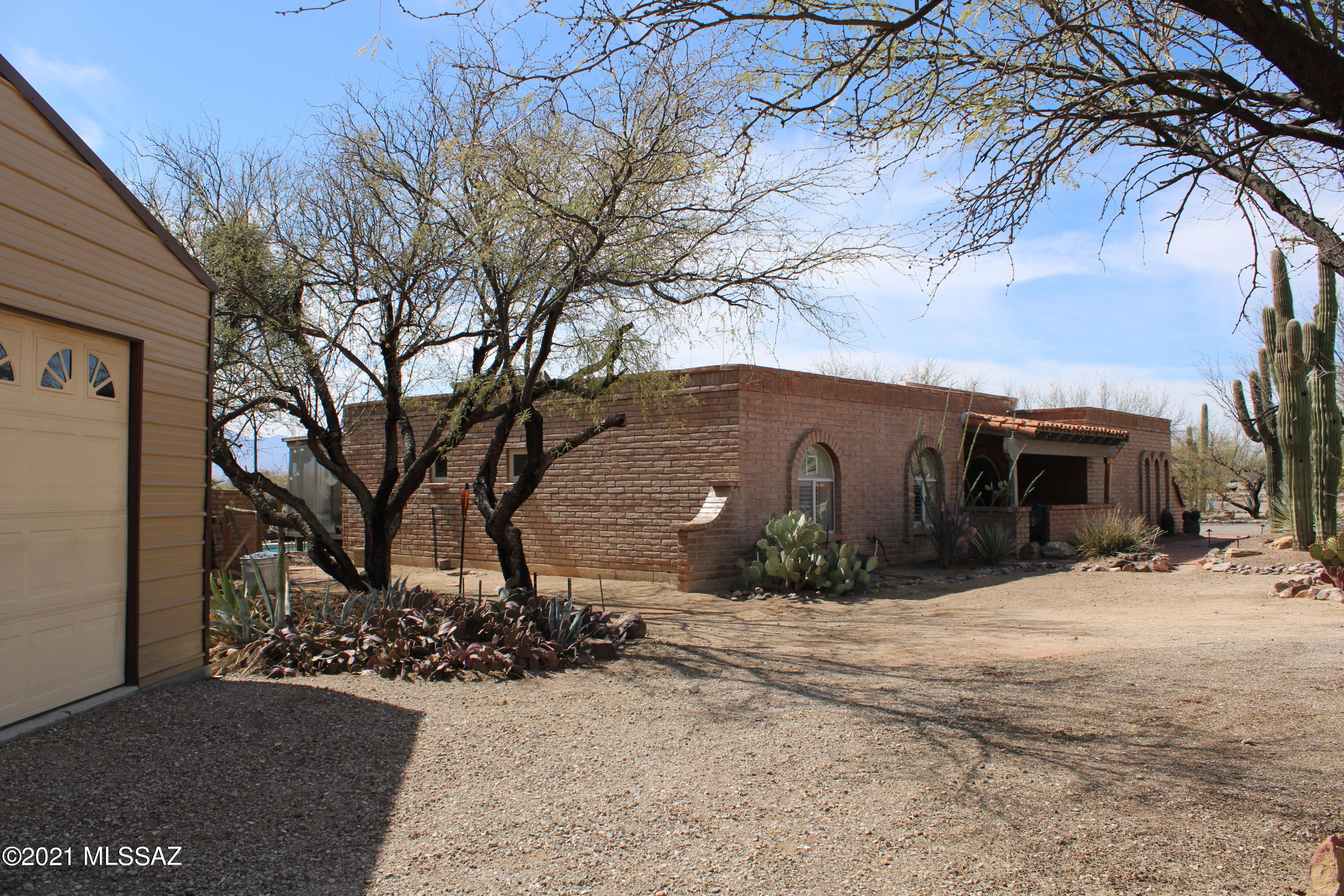 Valle Verde Del Norte (1-100) - Residential
