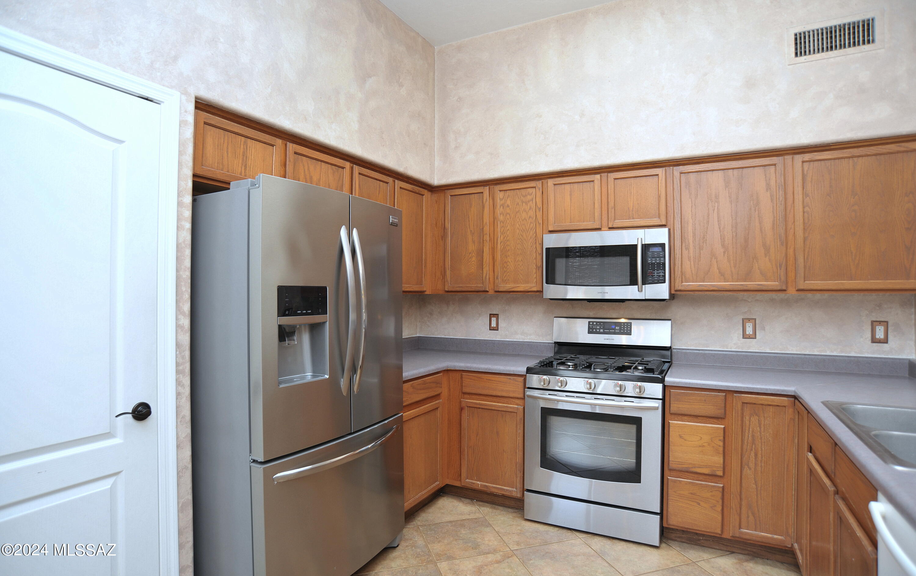 Riverside Crossing (1-133) - Residential