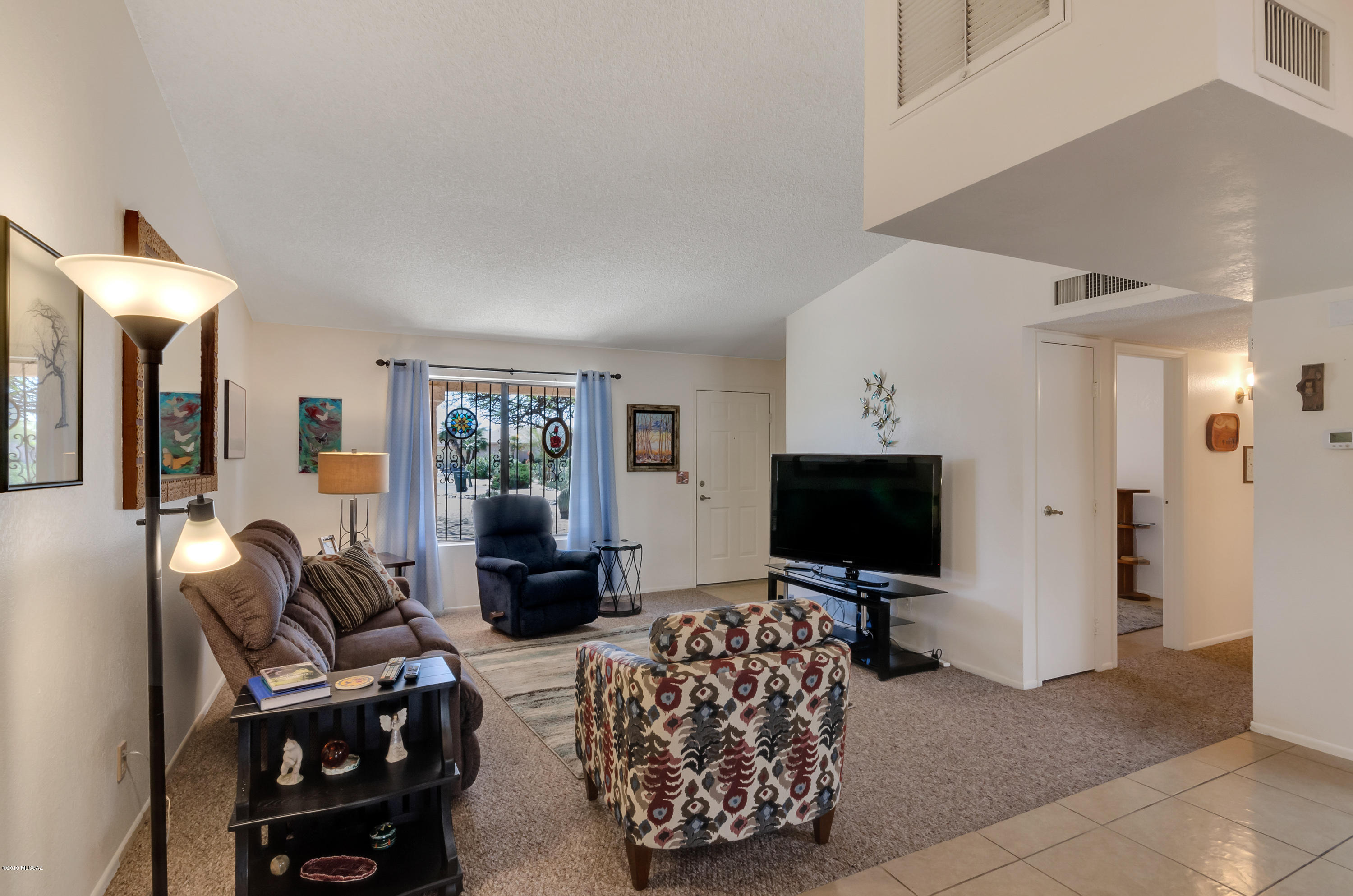 Country Hollow (1-39) - Residential