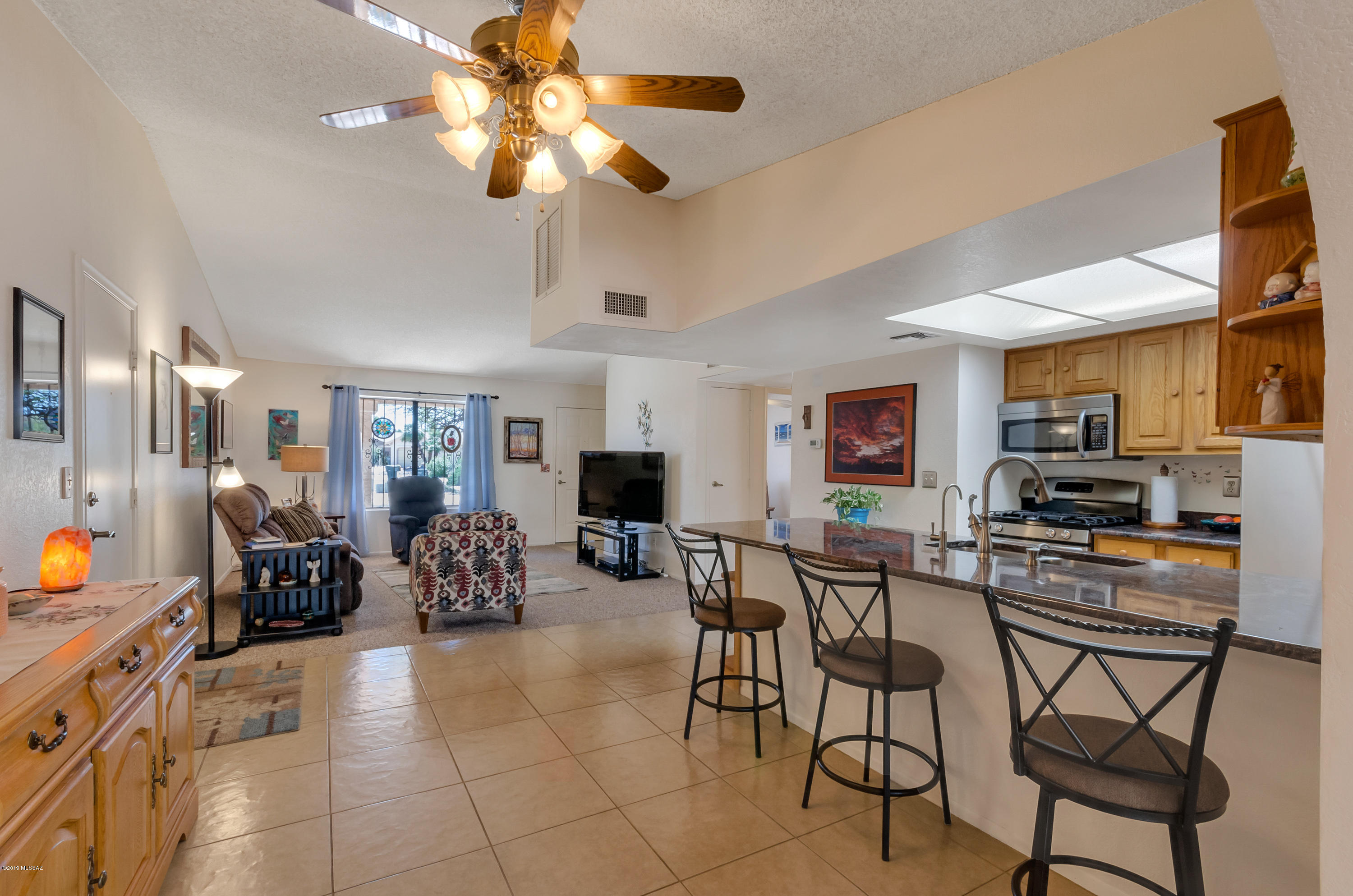 Country Hollow (1-39) - Residential