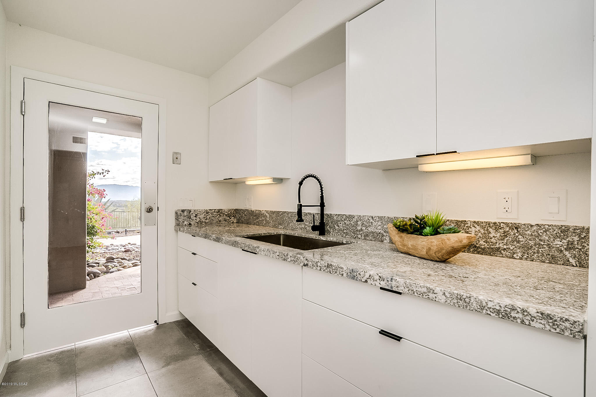 Alta Vista (99-145) - Residential