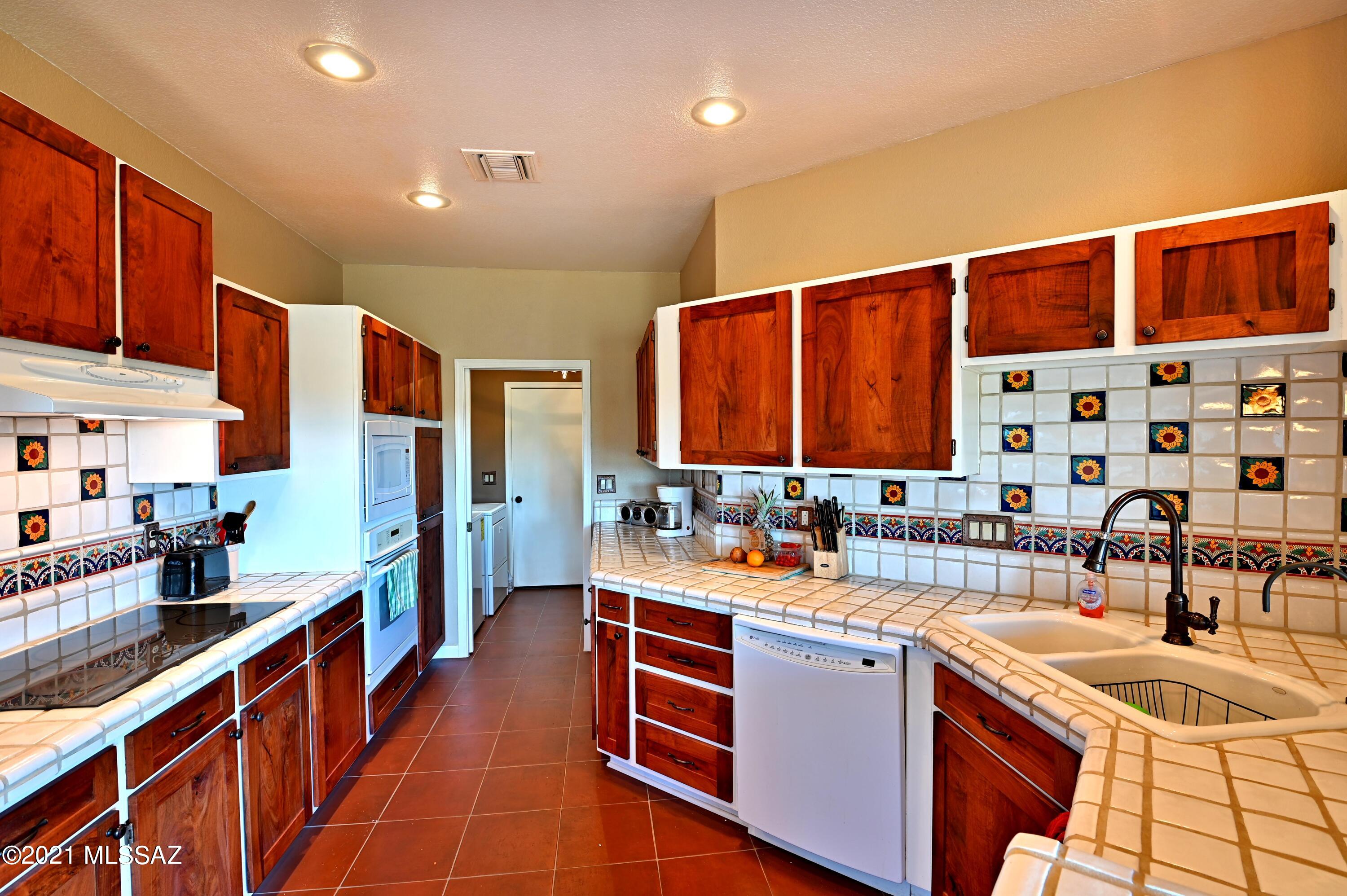 El Conquistador Resort Patio Homes (155-193) - Residential