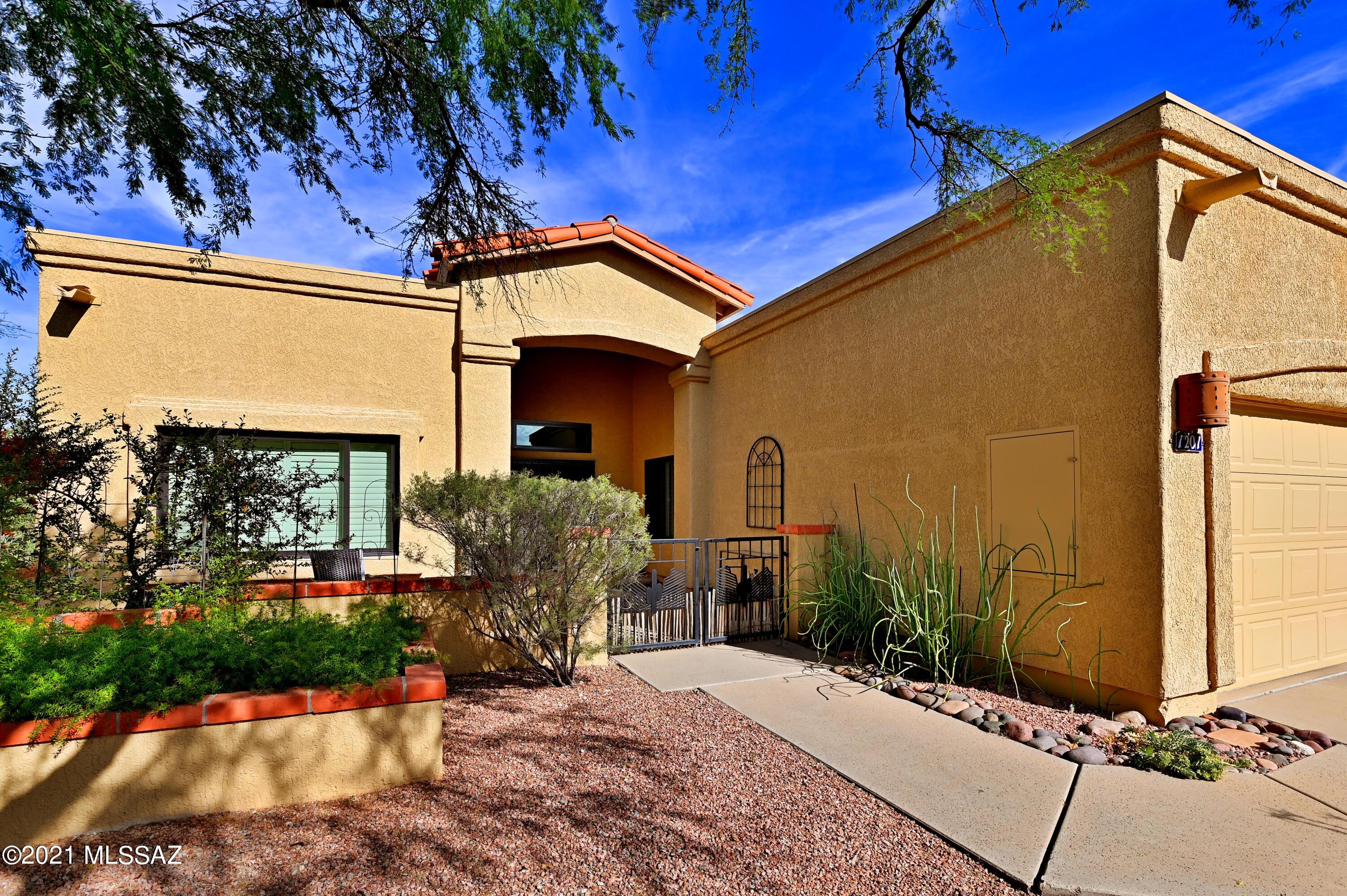 El Conquistador Resort Patio Homes (155-193) - Residential