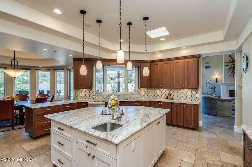 Whaleback Ridge Estates at Ventana Canyon (1-30) - Residential