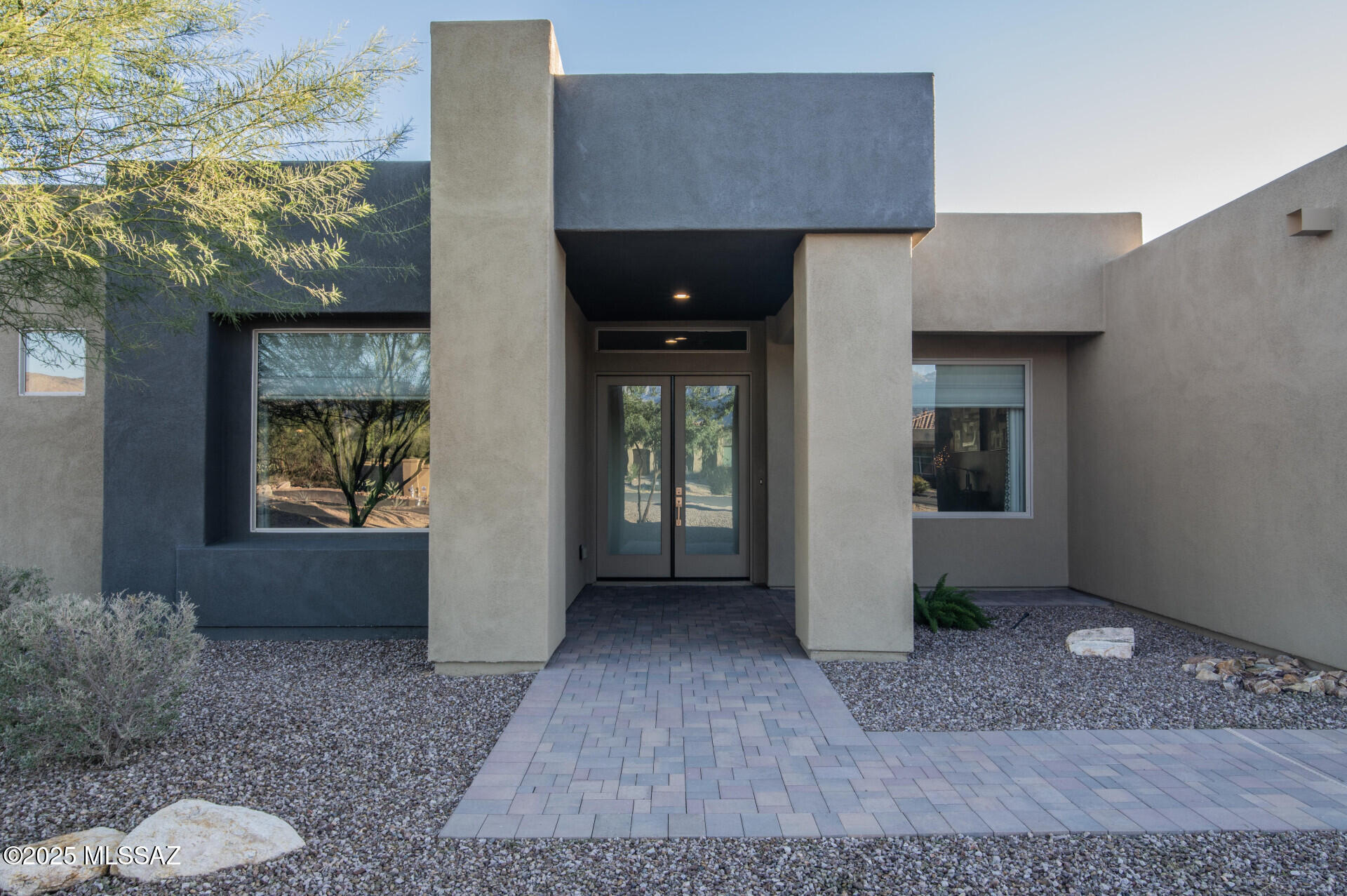 8882 E Placita Rio De Vidrio